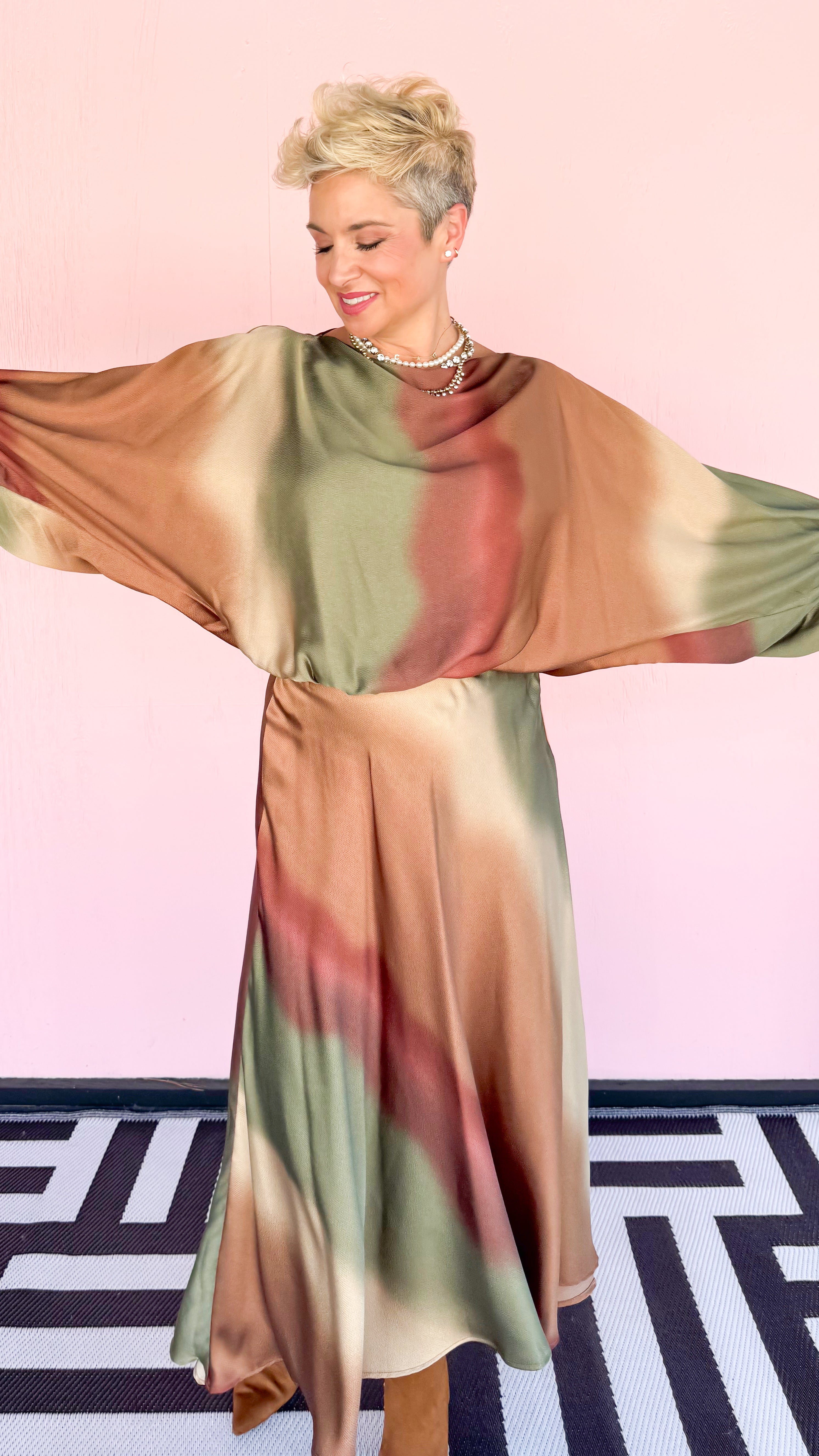 Satin Boatneck Ombré Top/Olive