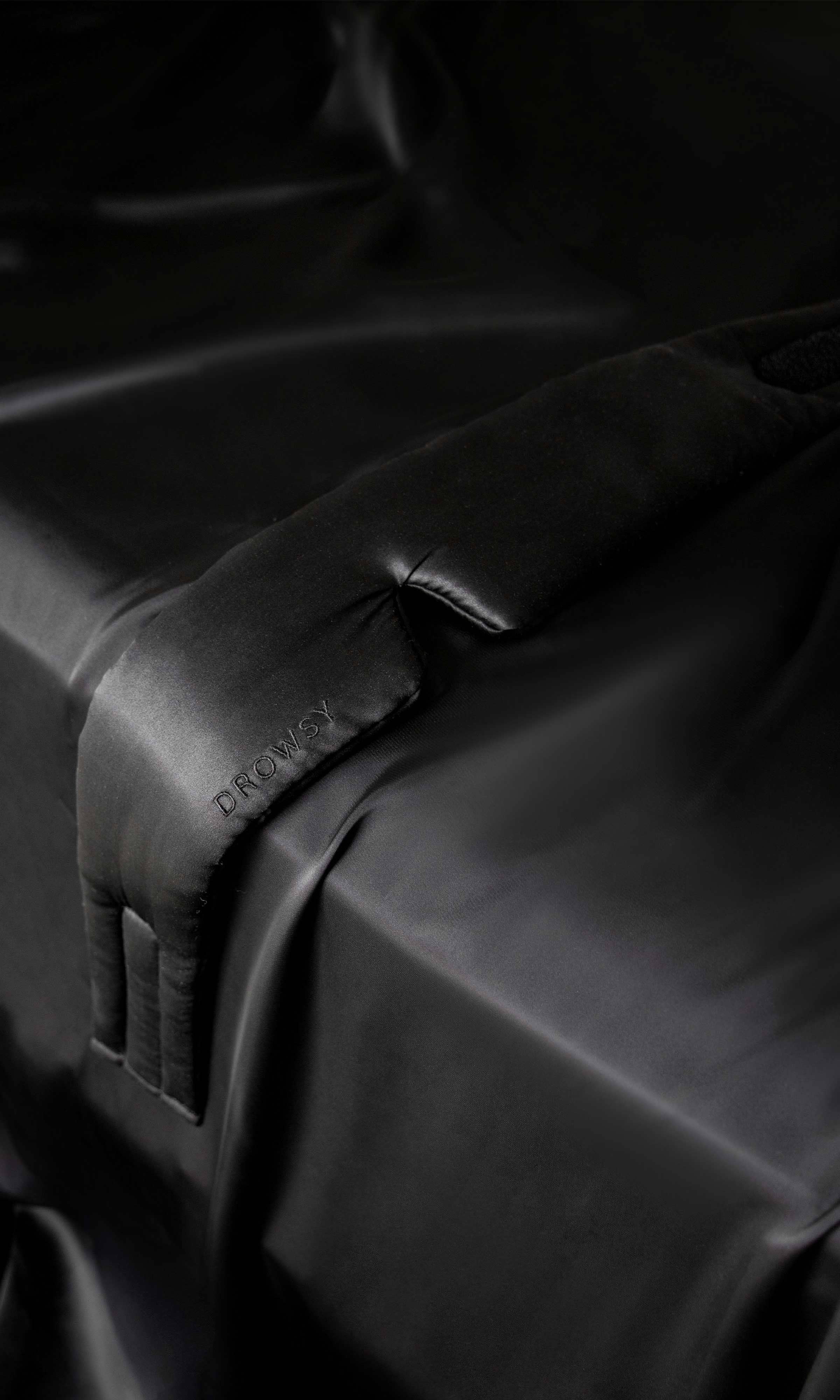 Black Jade Silk Sleep Mask - The BLVD