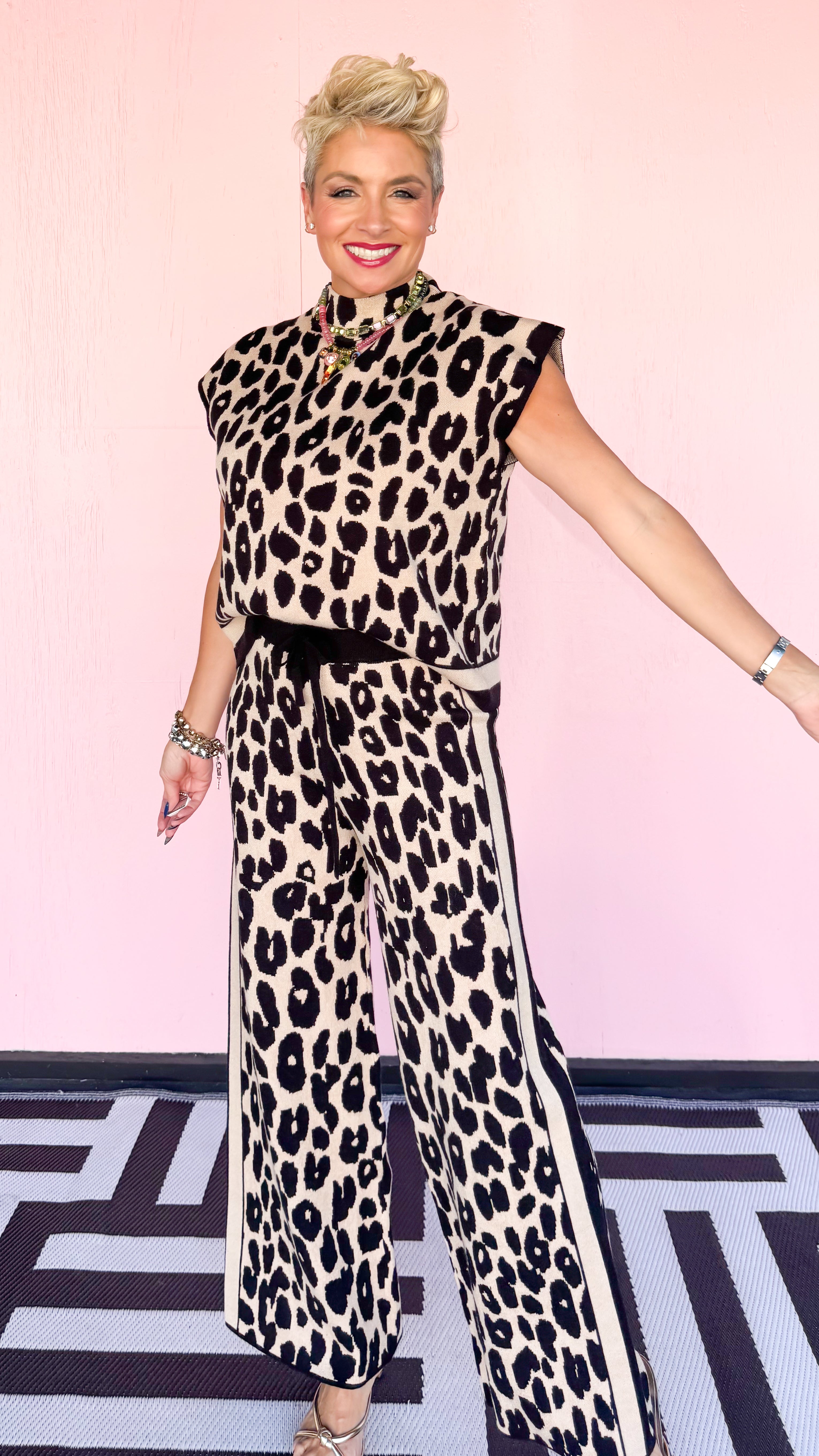 Kiki Leopard Knit Top/Black - The BLVD