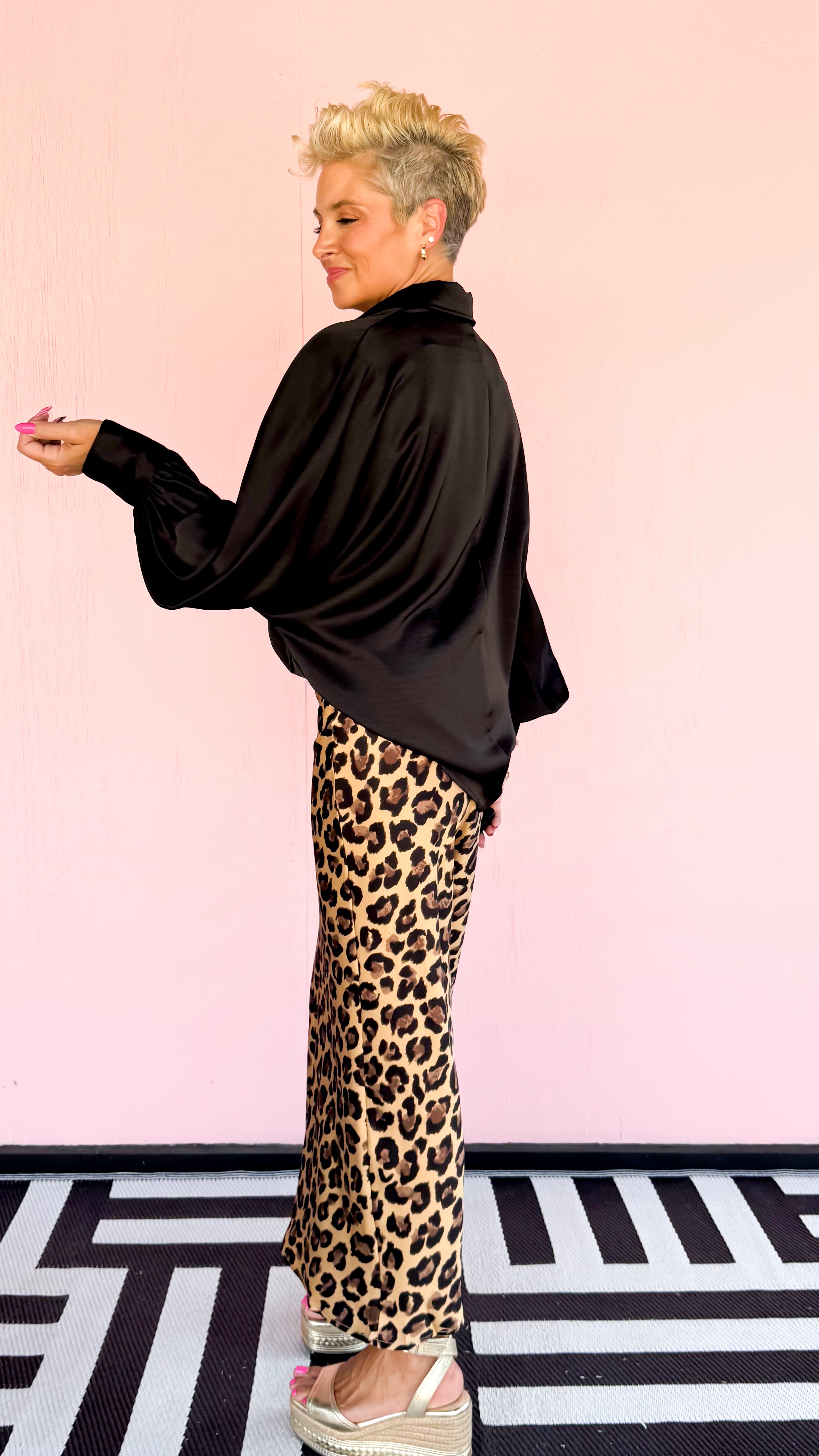 Voluminous Sleeve Top/Black
