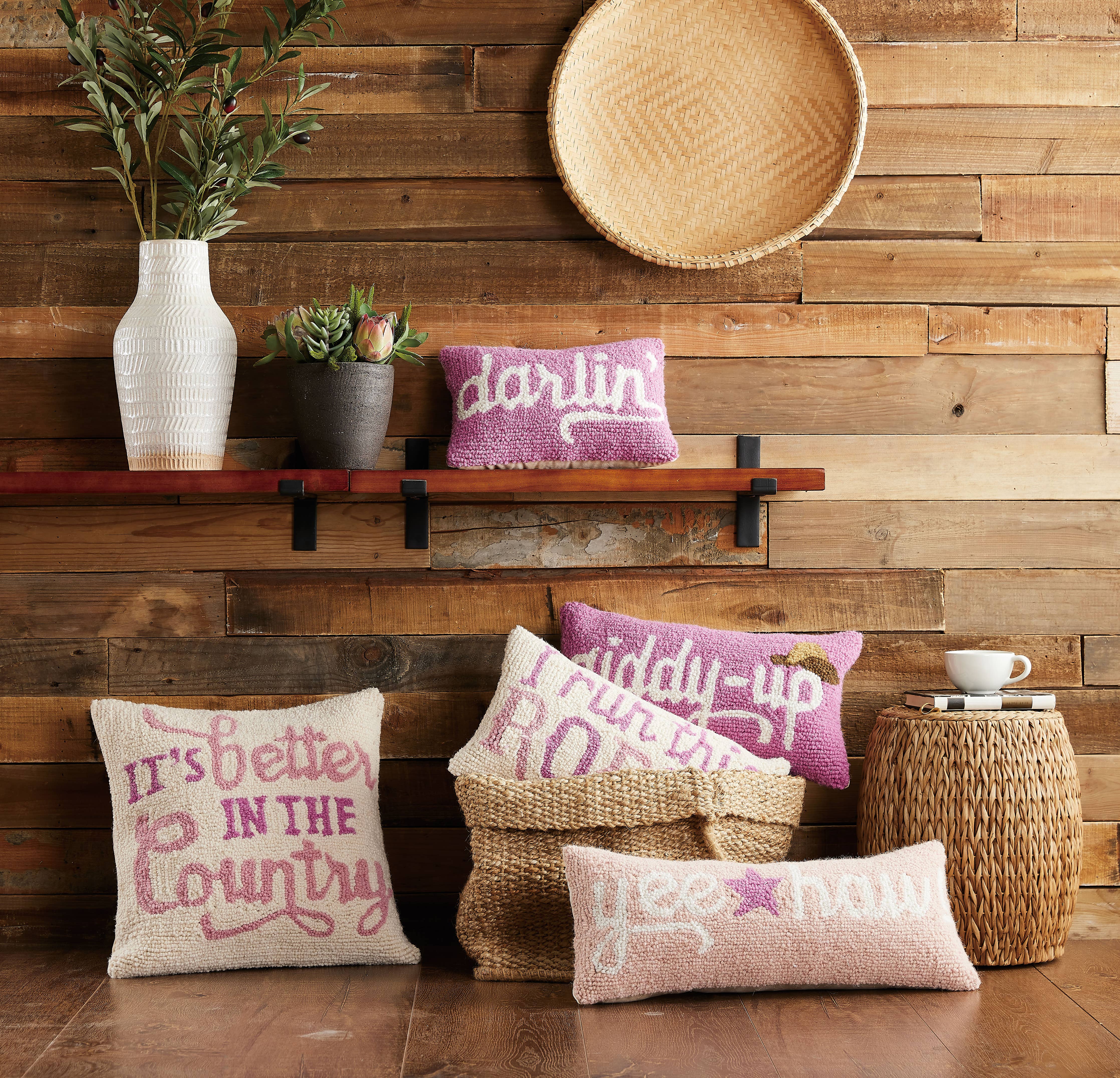 Darlin Hook Pillow - The BLVD