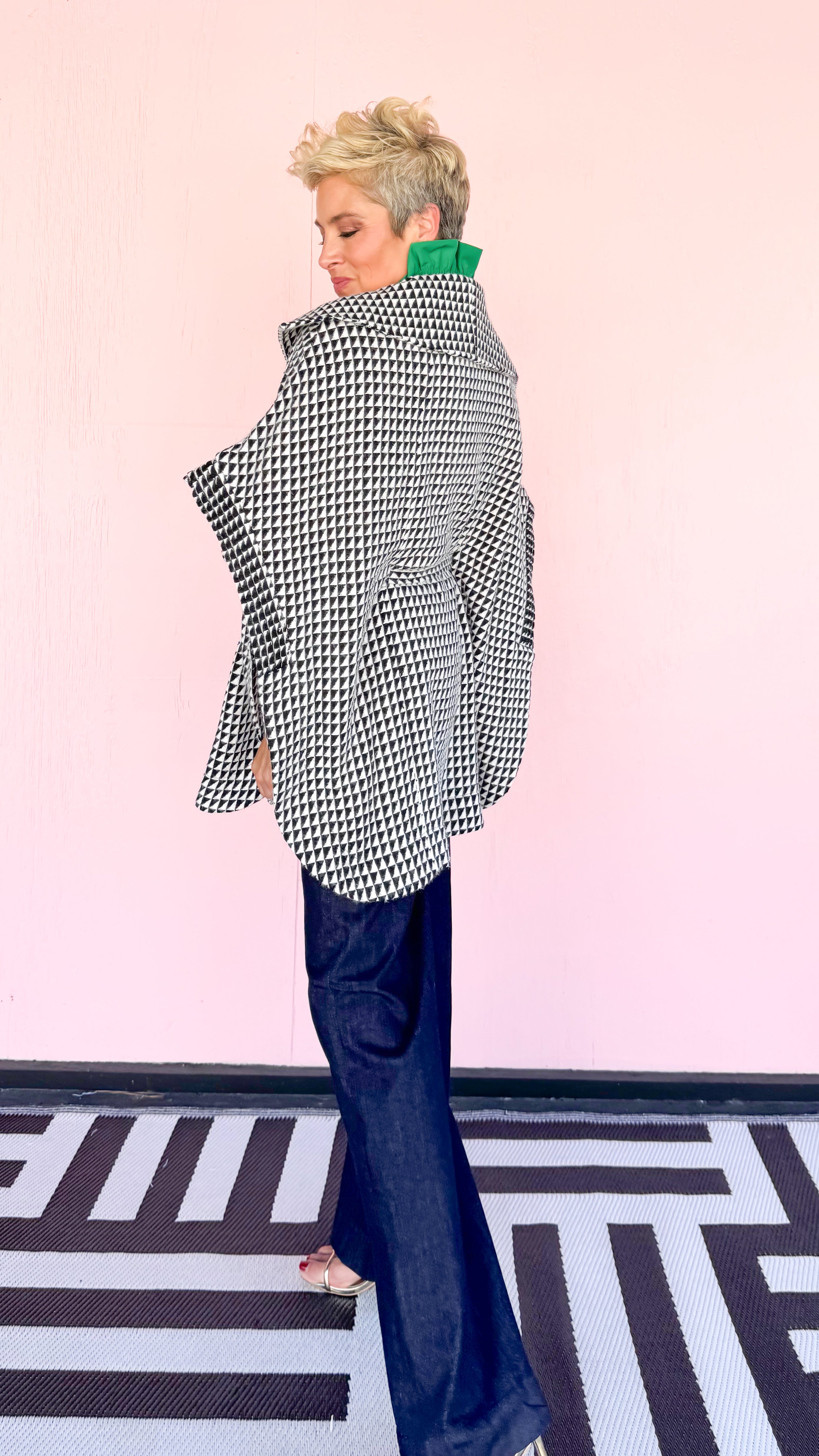 Black & White Woven Geometric Cape - The BLVD