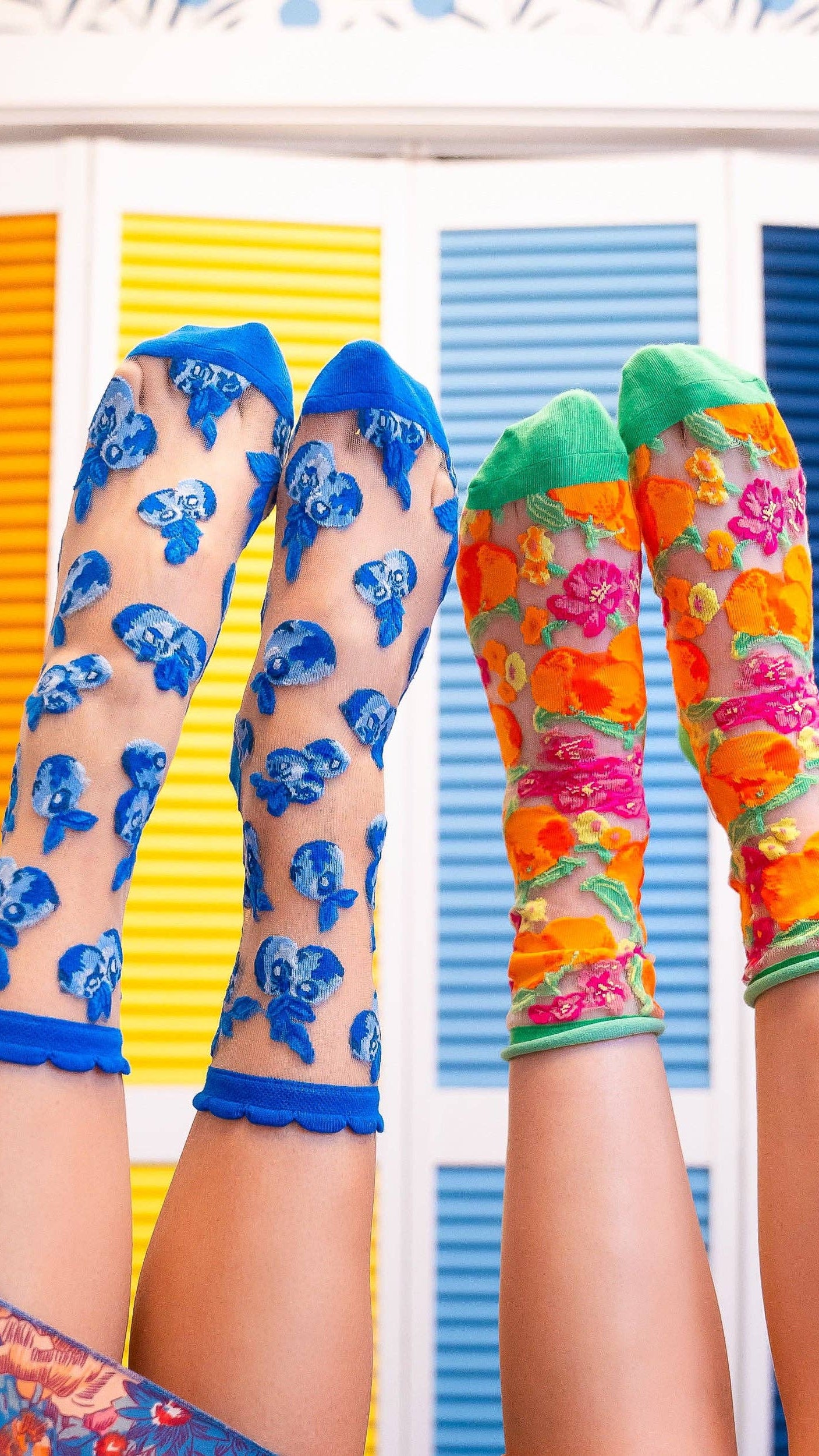 Blueberry Ruffle Sheer Crew Sock