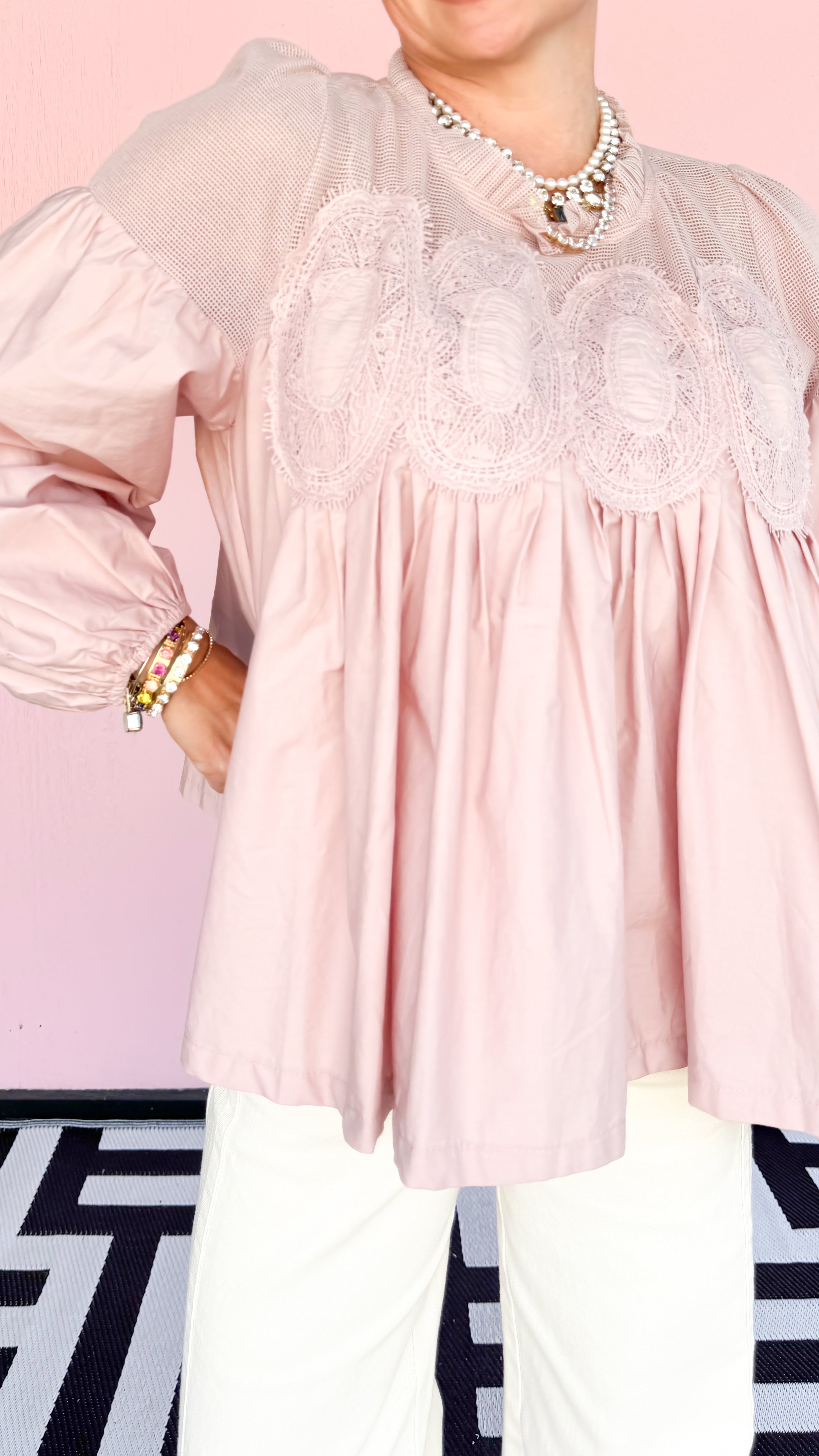 Lace Applique Detail Top/Mauve