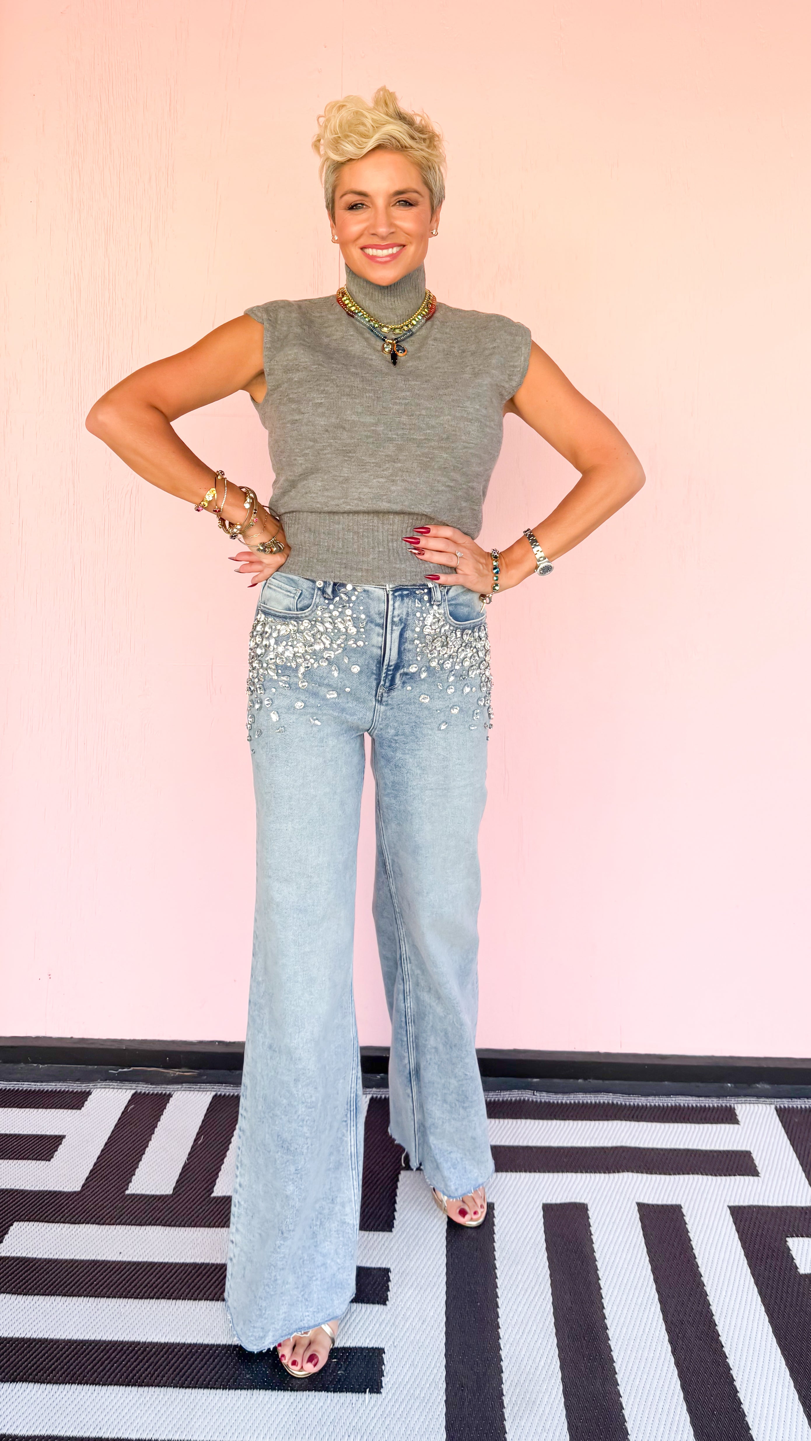 High Neck Sleeveless Knit Top/Charcoal
