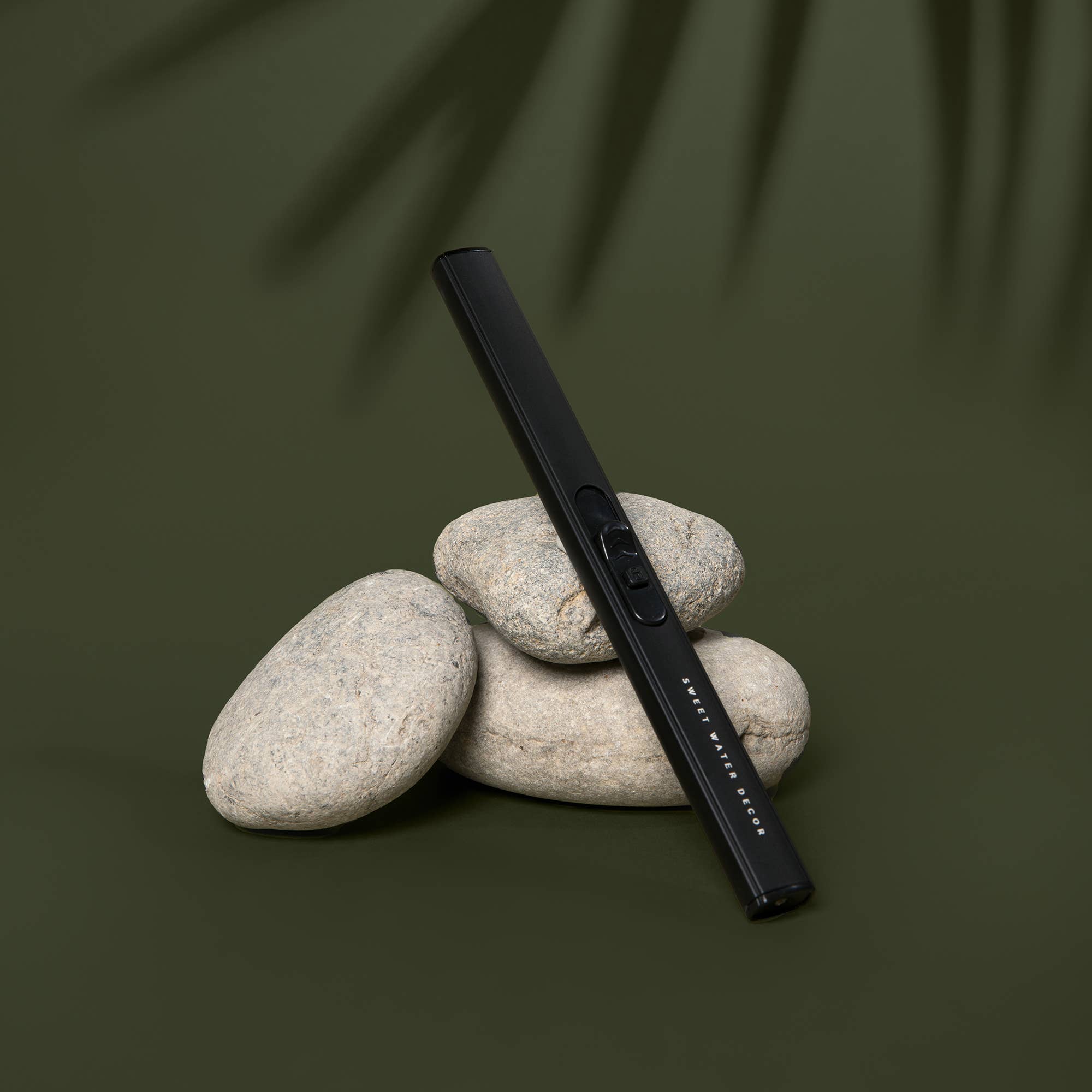 Black Rechargeable Electric Lighter - Home Decor & Gifts - The BLVD