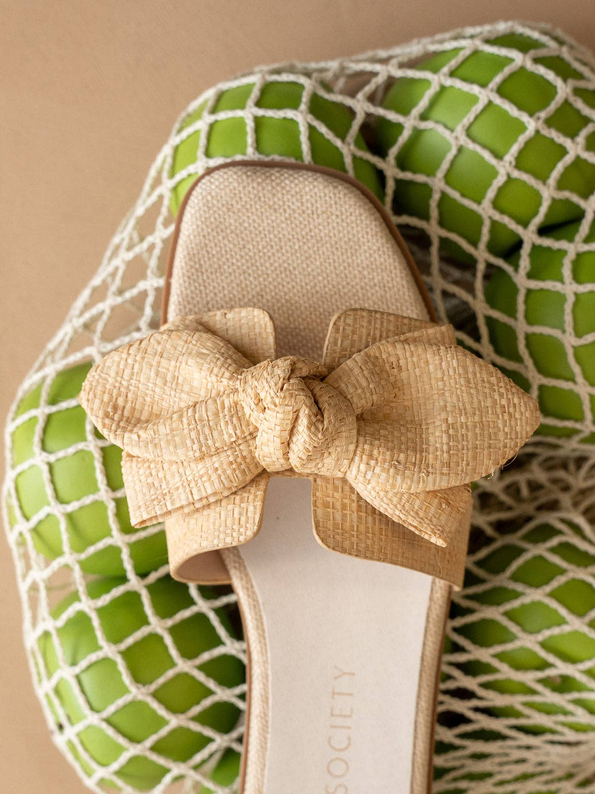 The Ginny Textured Bow Slide/Natural