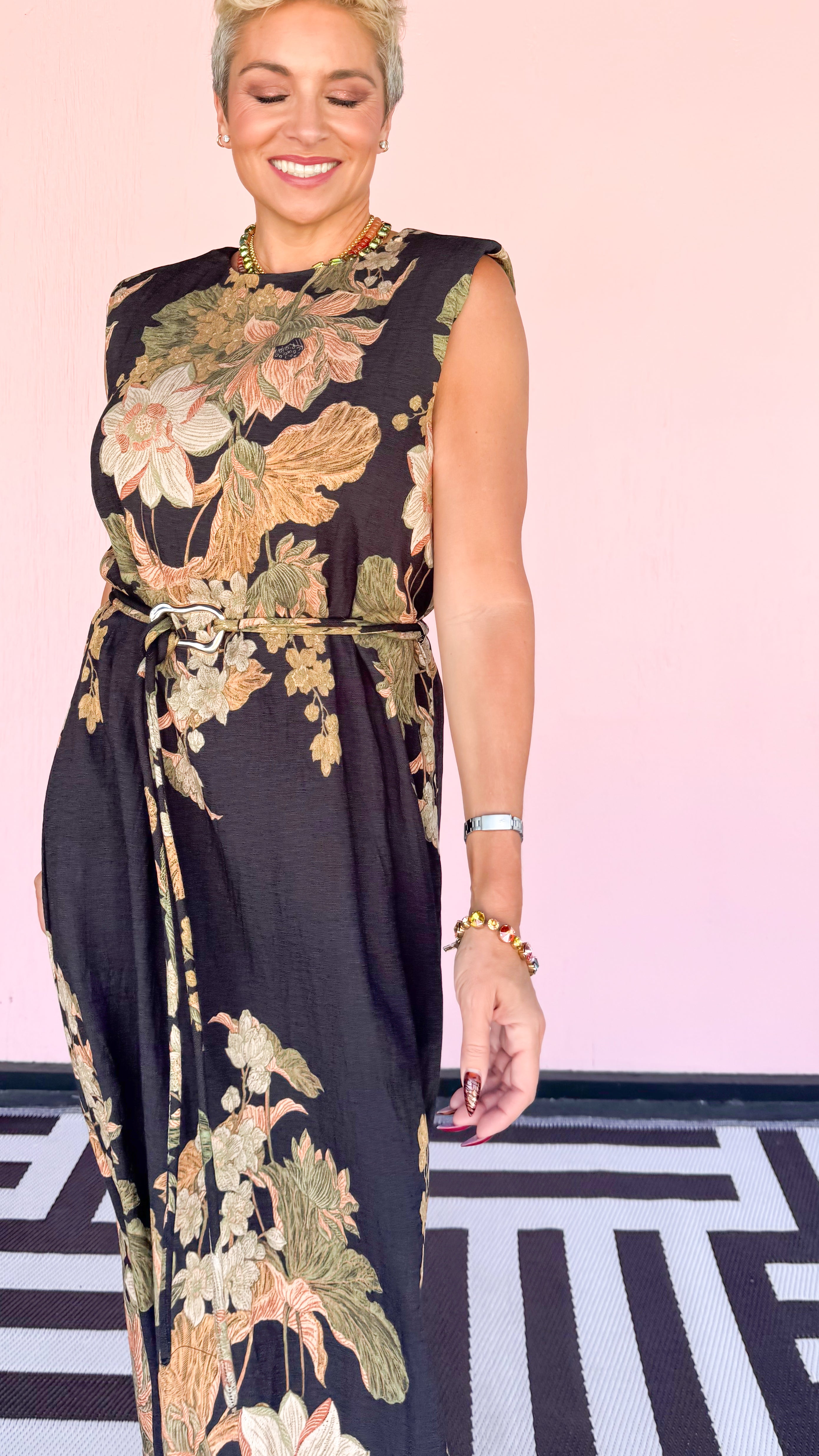 Floral Maxi Sleeveless Belted Dress/Black