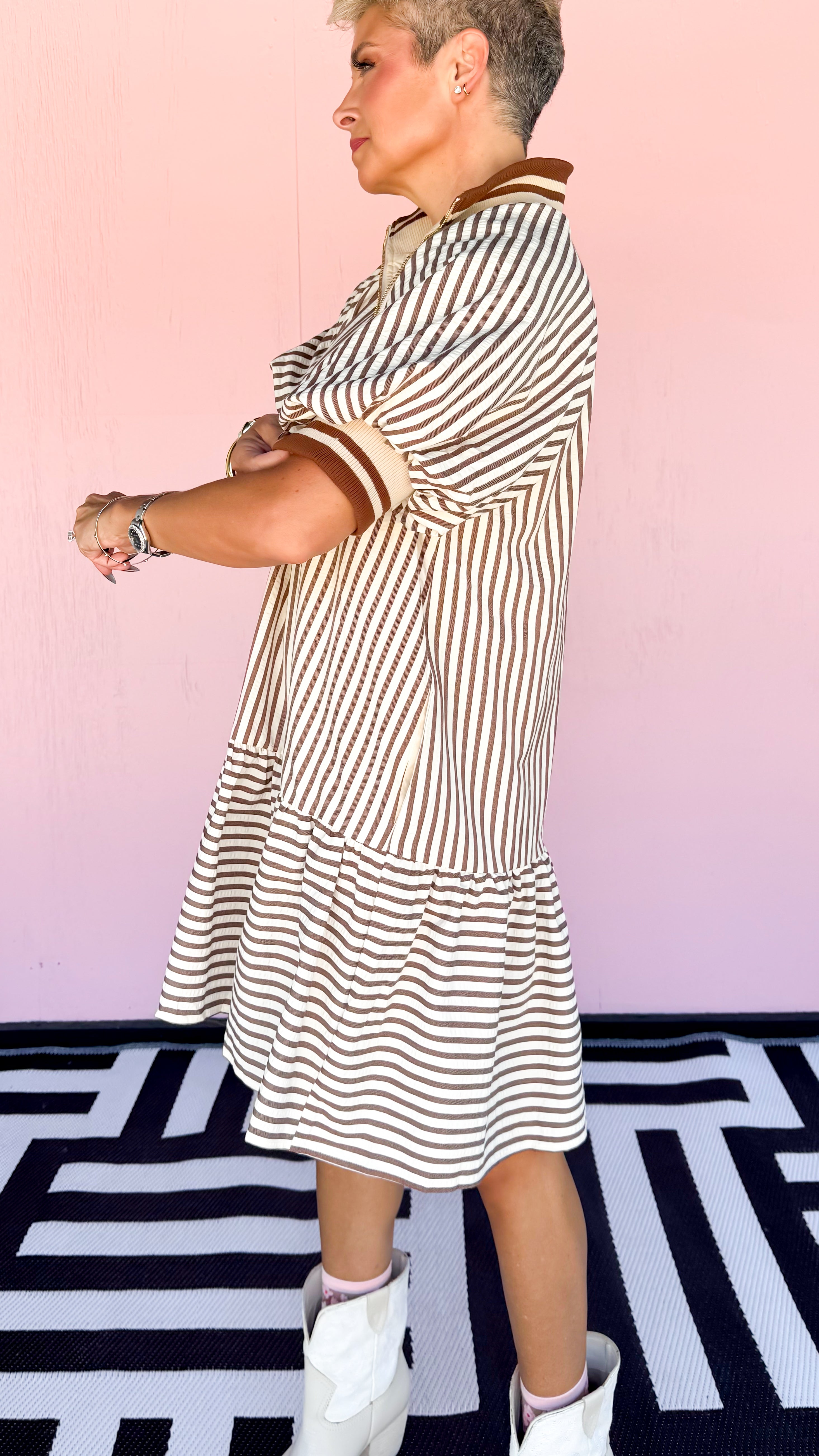 Striped 1/2 Zip Short Dress/Brown