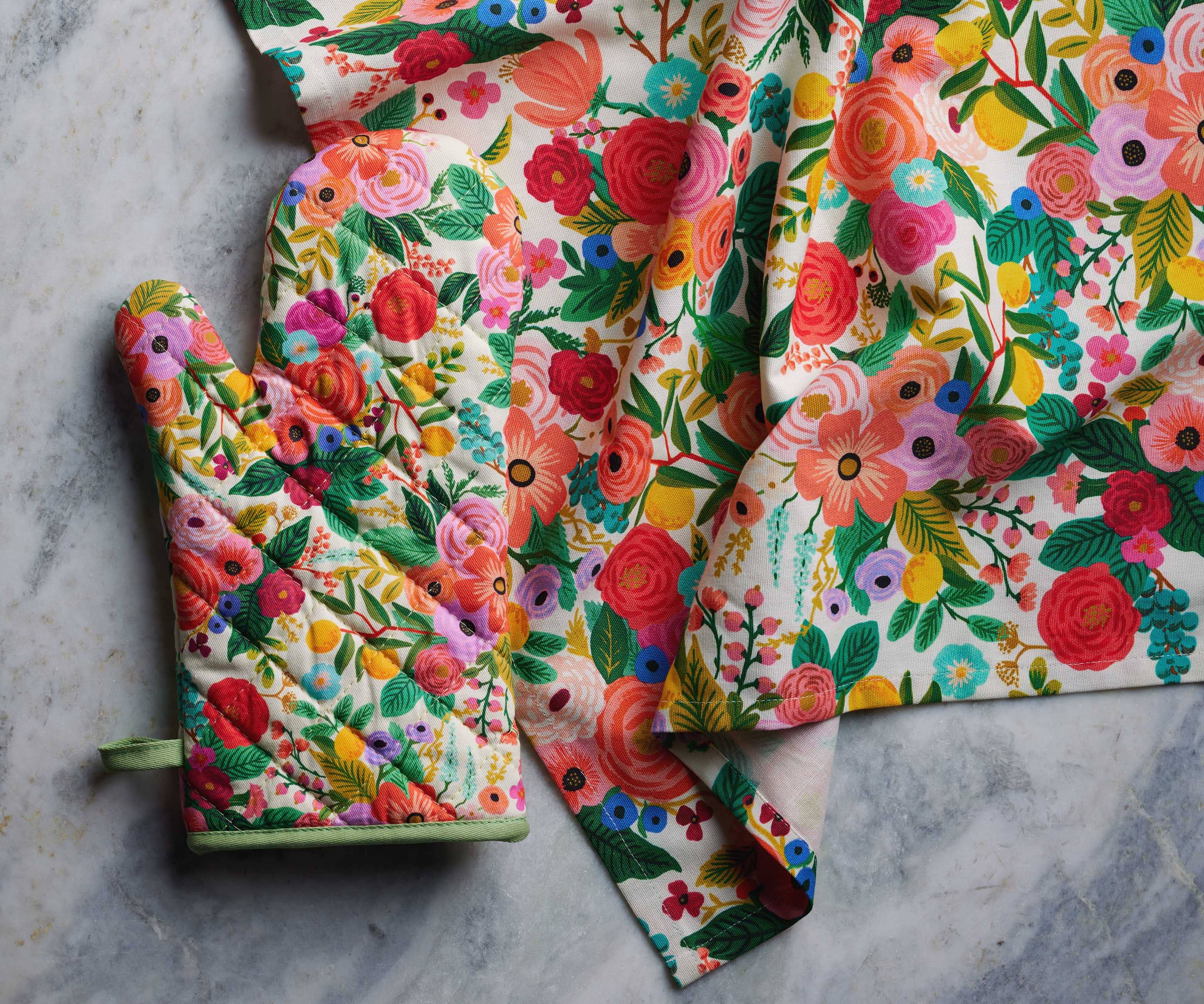 Garden Party oven mitt product photo - styled view - BLVD Boutik