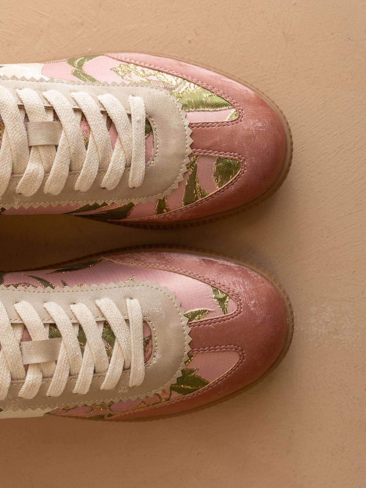 Rose Garden Classic Sneakers
