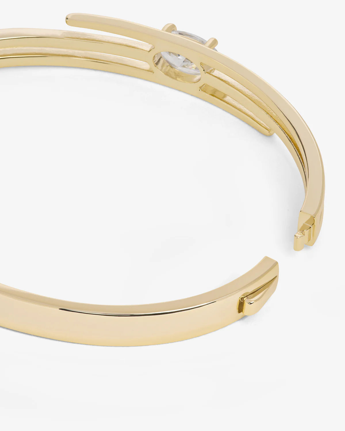 She's On Point lasso cuff bracelet jewelry detail - styled view - BLVD Boutik