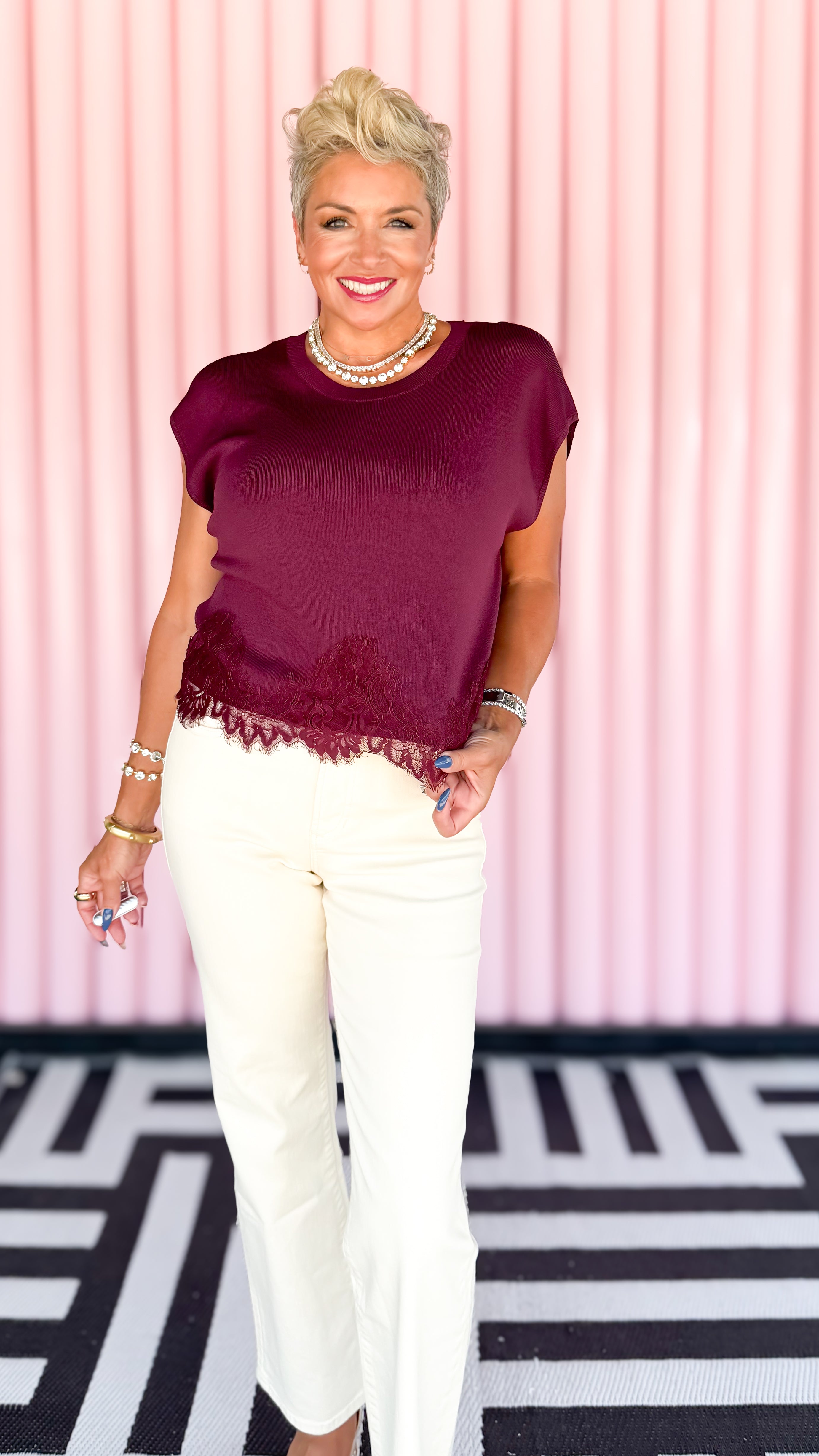 Lace Trim Cropped Top/Burgundy