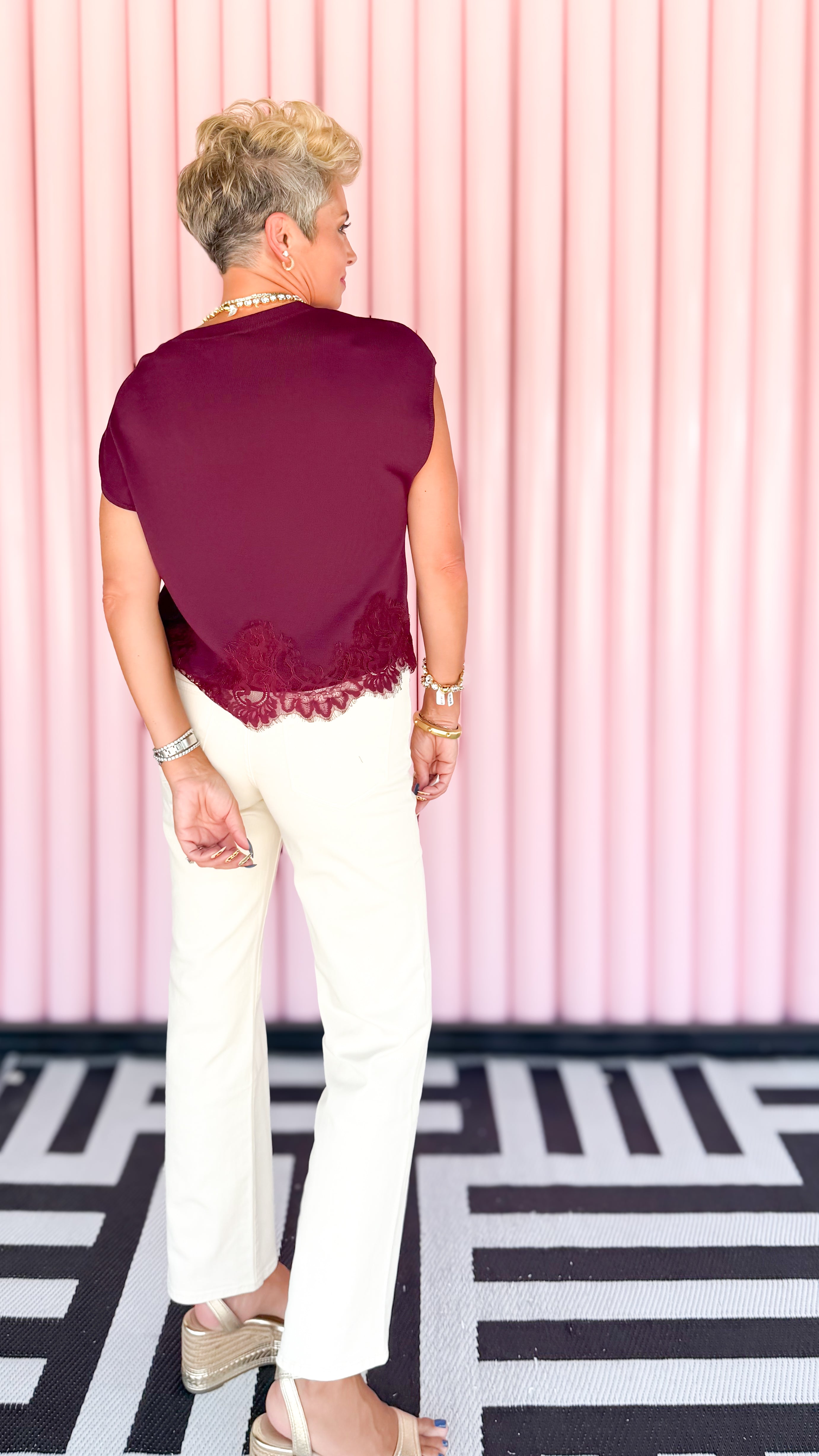 Lace Trim Cropped Top/Burgundy