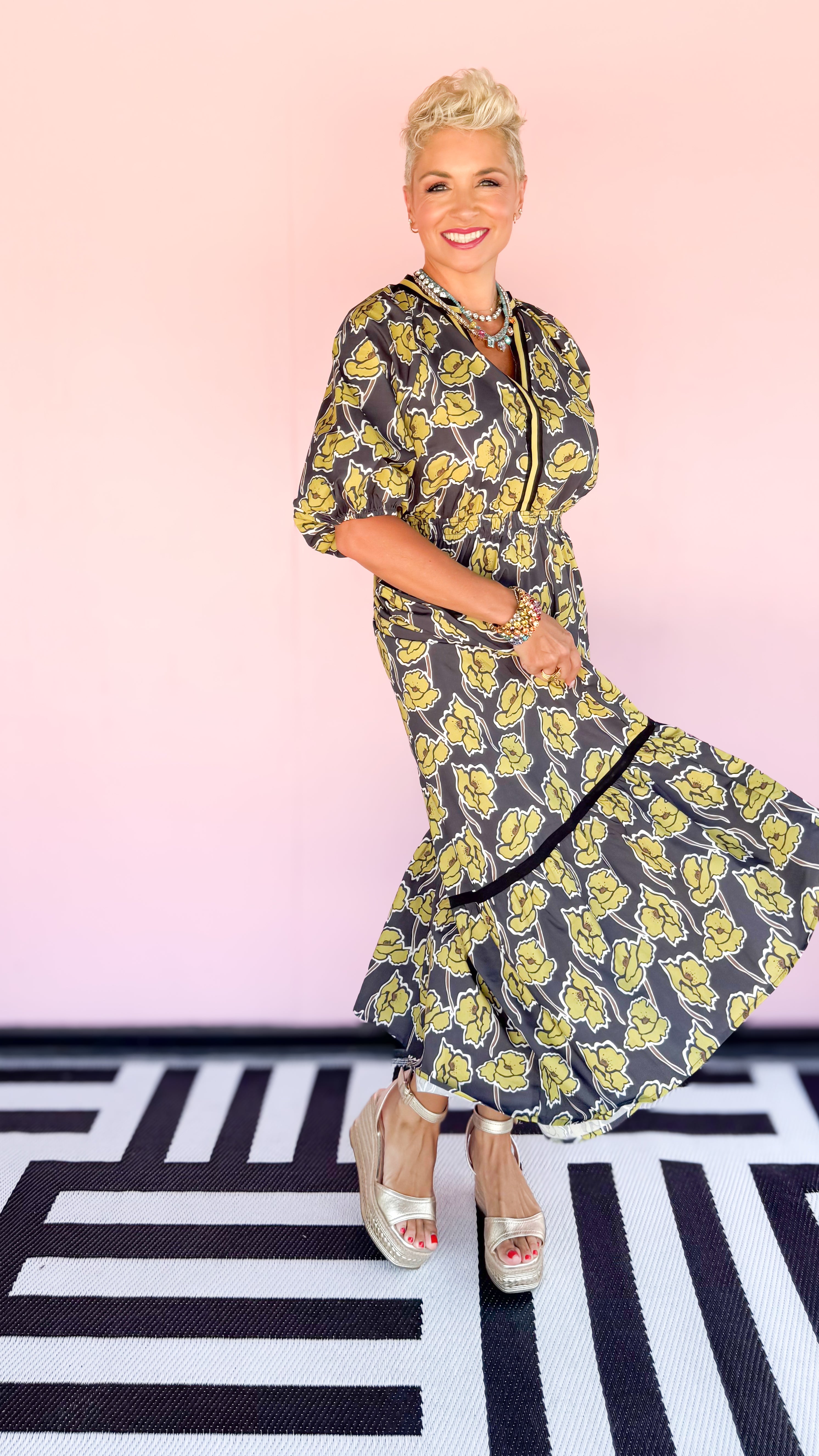 Cindy Floral Puff Sleeve Dress/Black