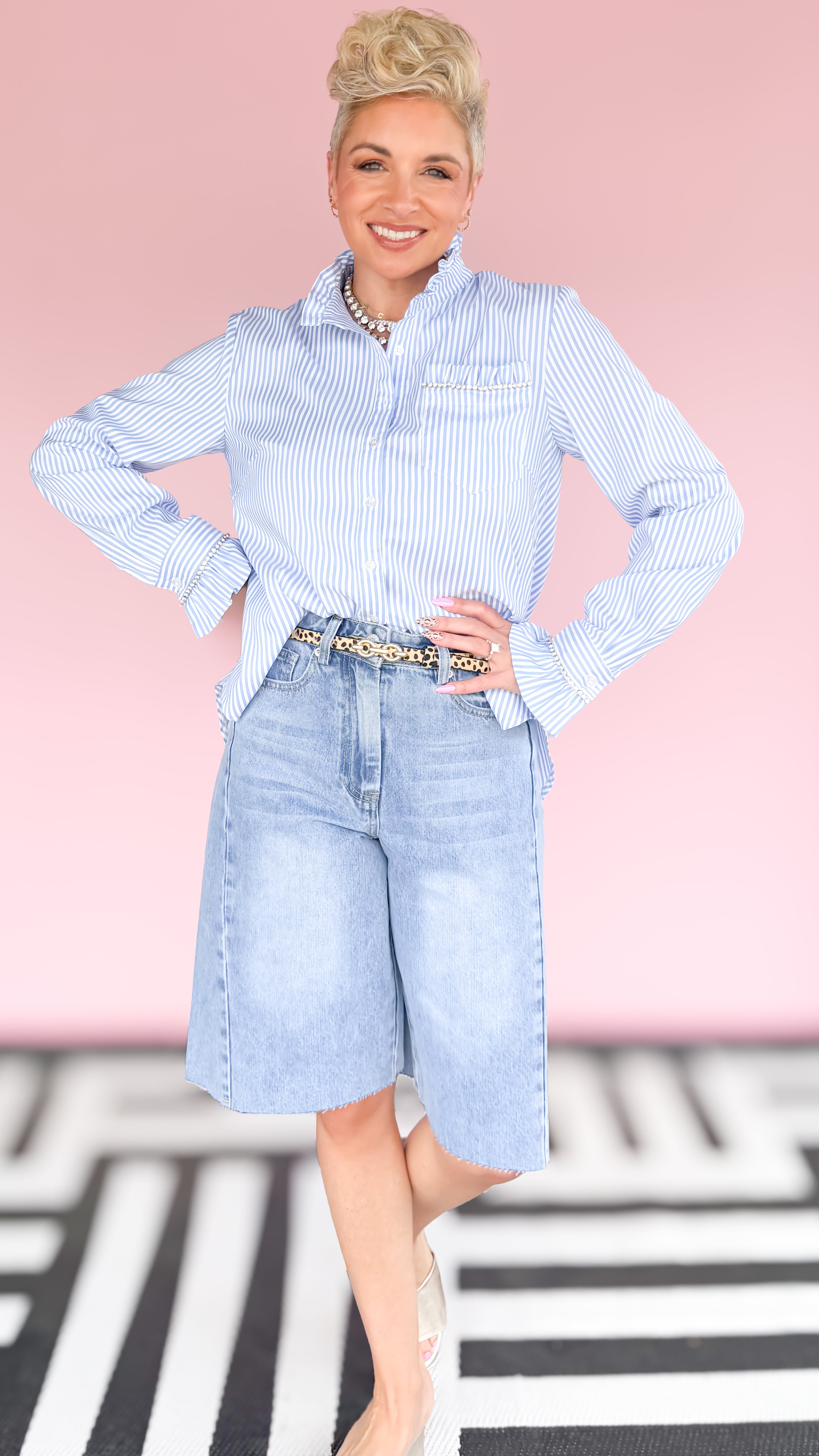 Jessica jorts with rough hem worn on model - close-up - BLVD Boutik