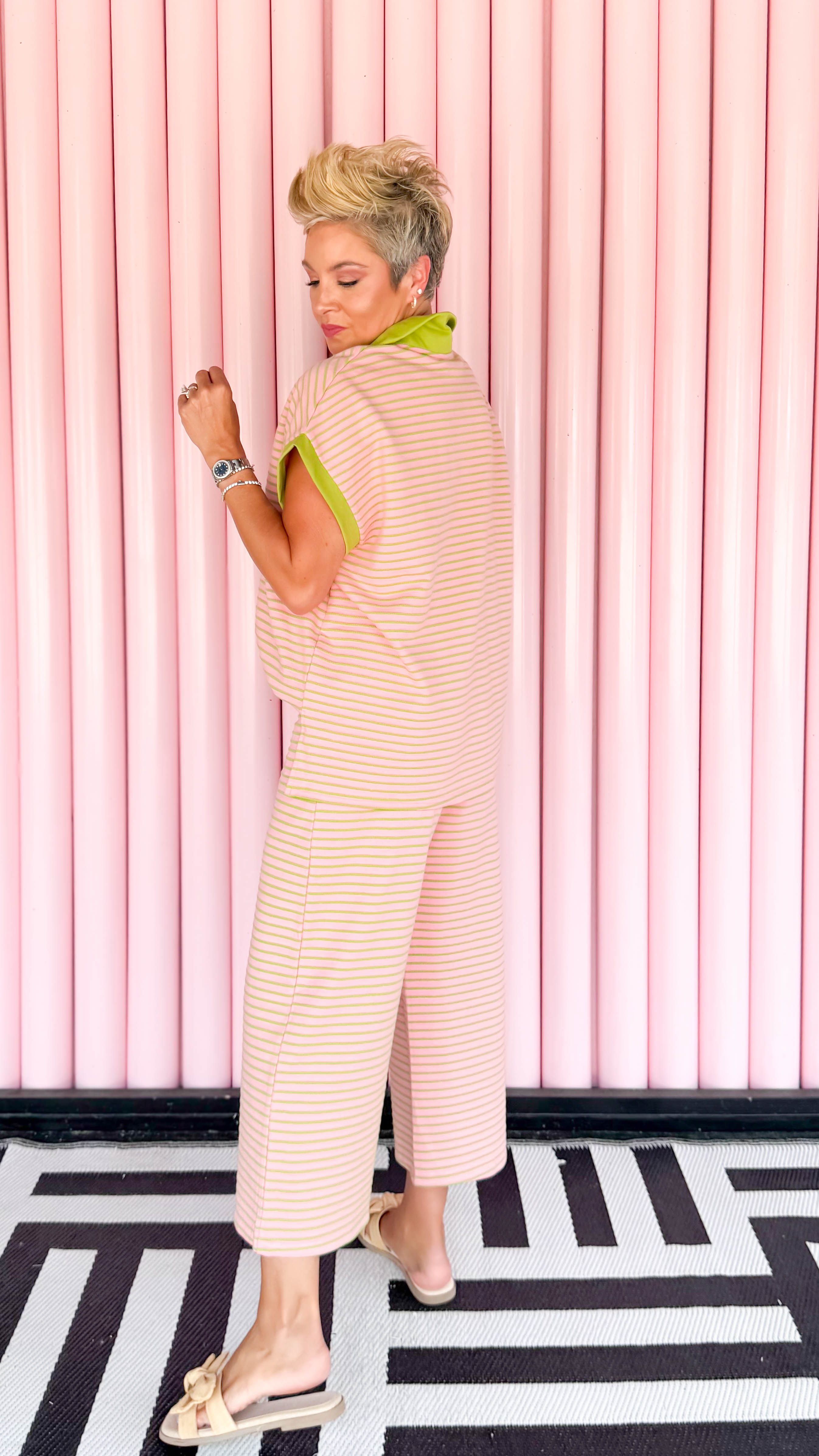 Wide Leg Cropped Stripe Pant