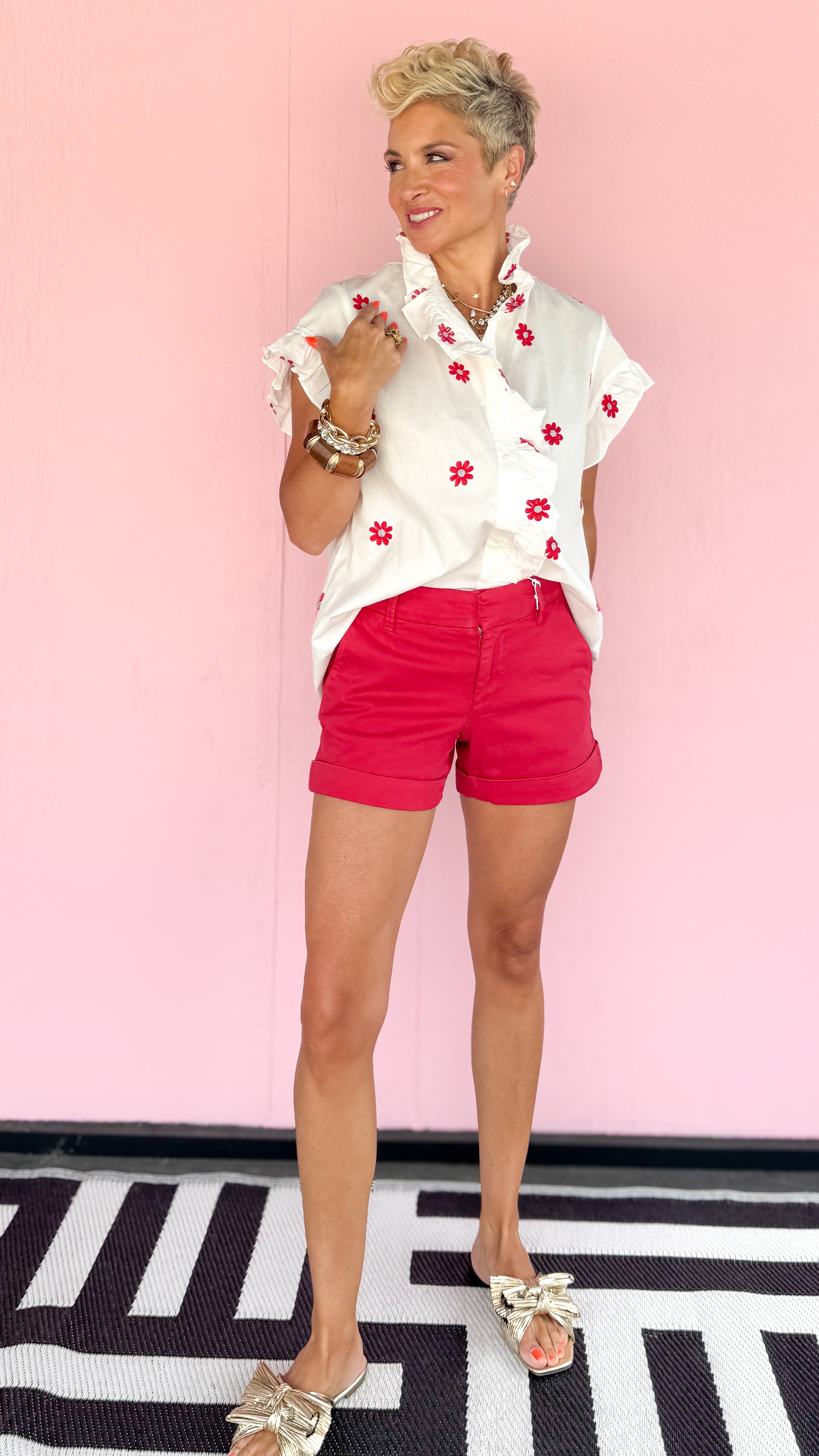 Embroidered Floral Top/White