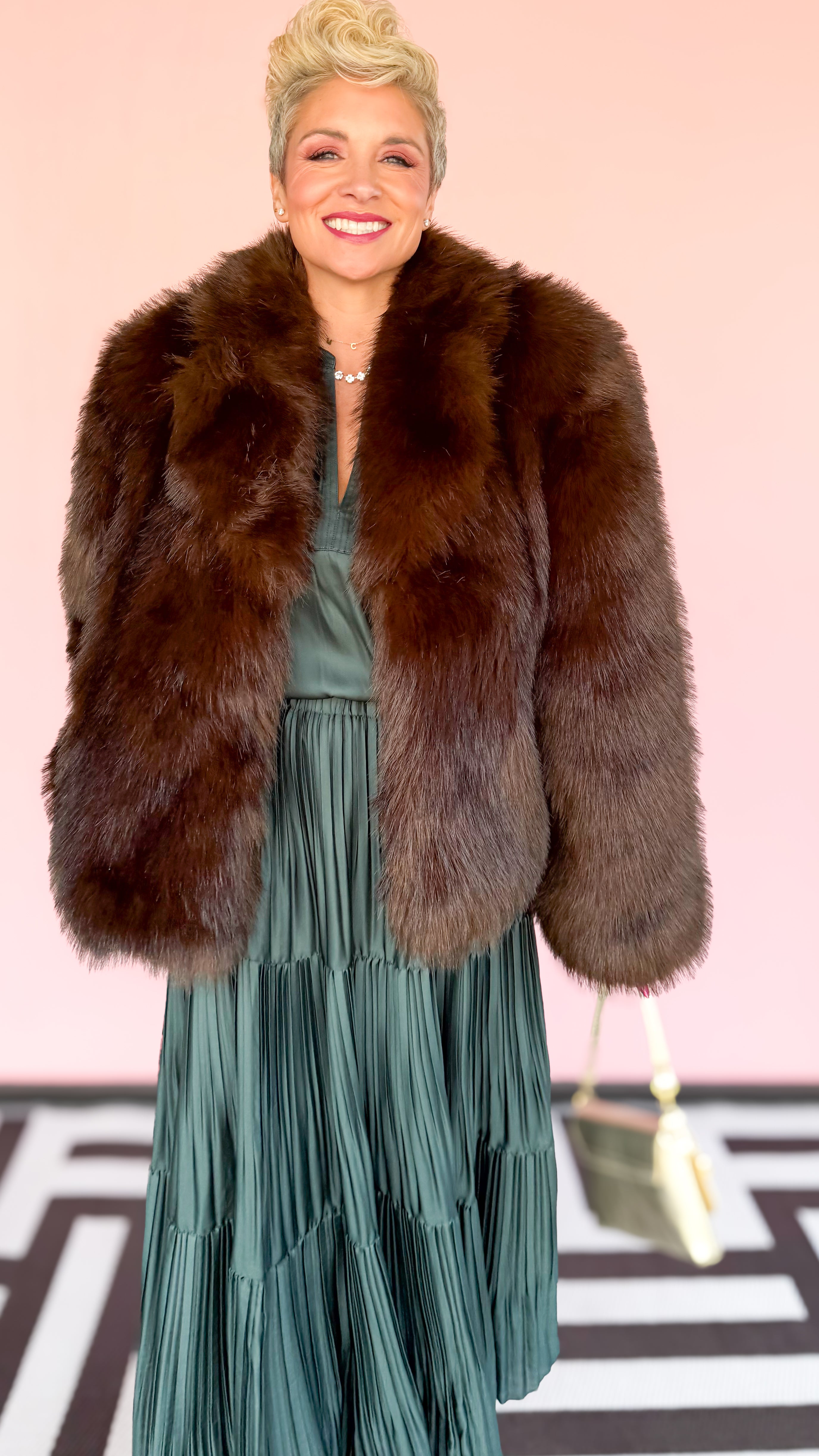 Faux Short Fur Coat/Chocolate