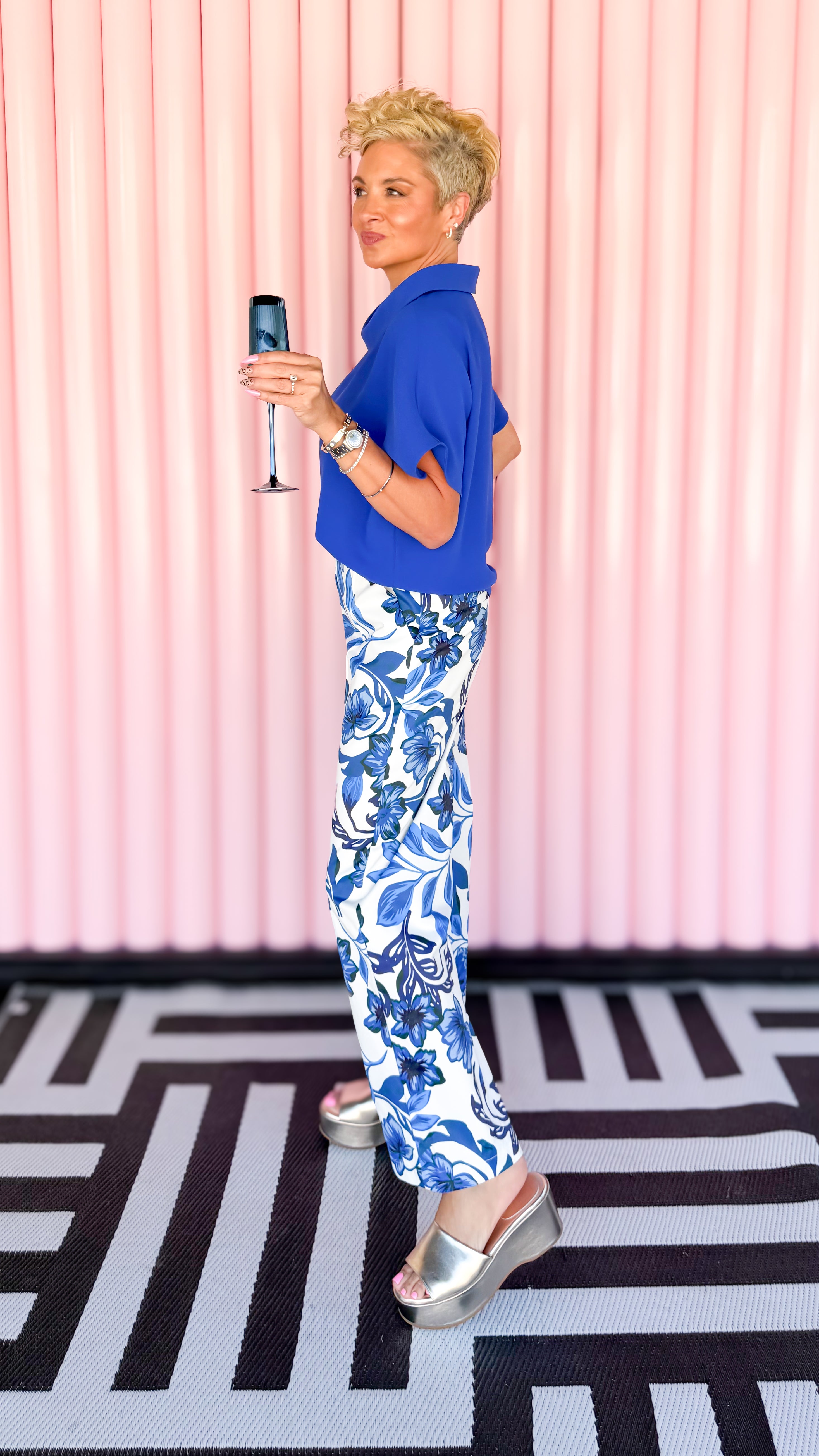 Azure Petals Front Stitch Ankle Pant