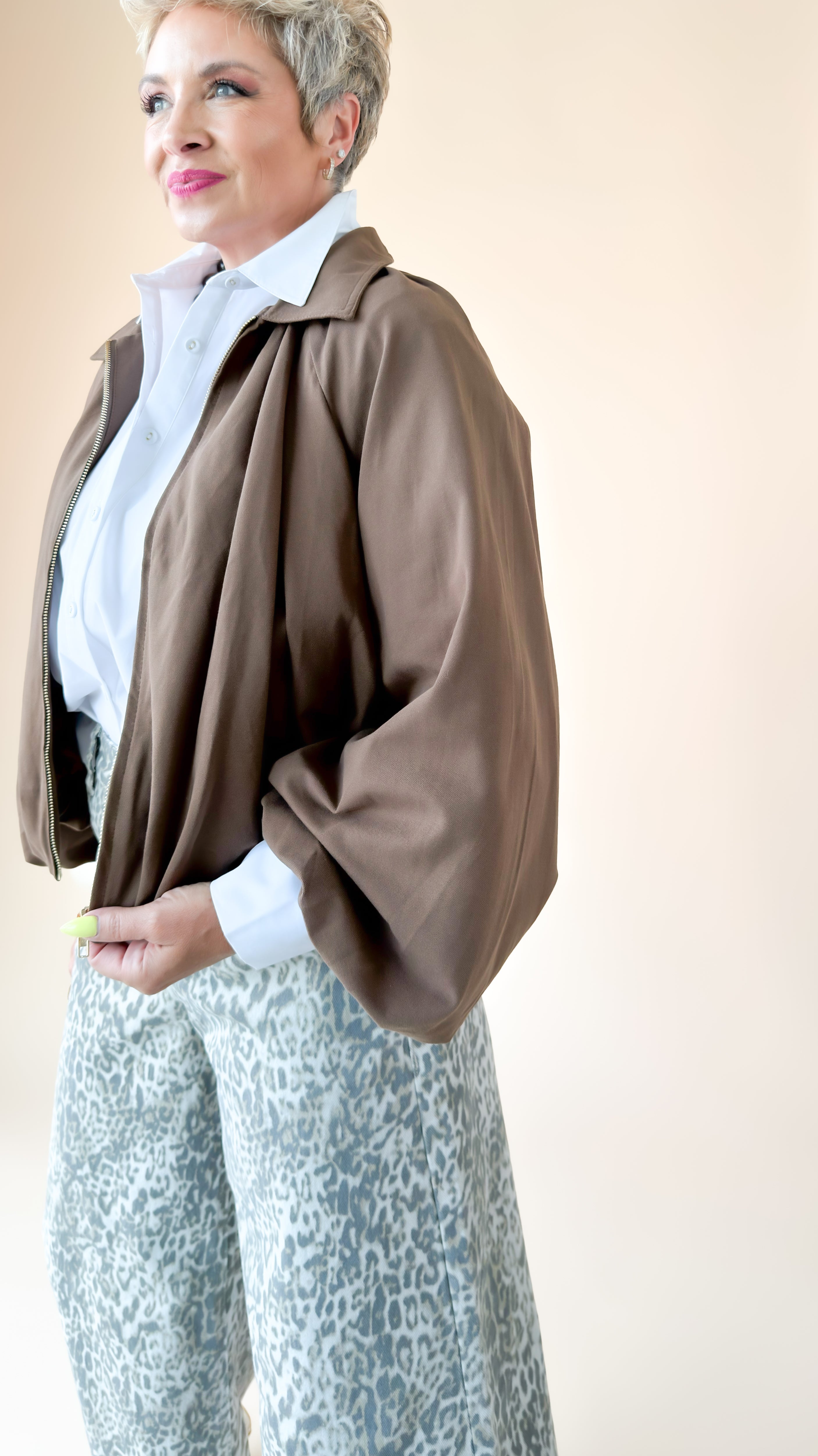 Bubble Hem Crop Jacket/Brown