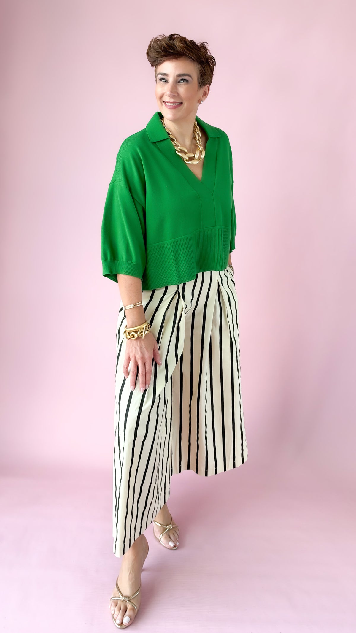 V-Neck Cropped Sweater/Kelly Green