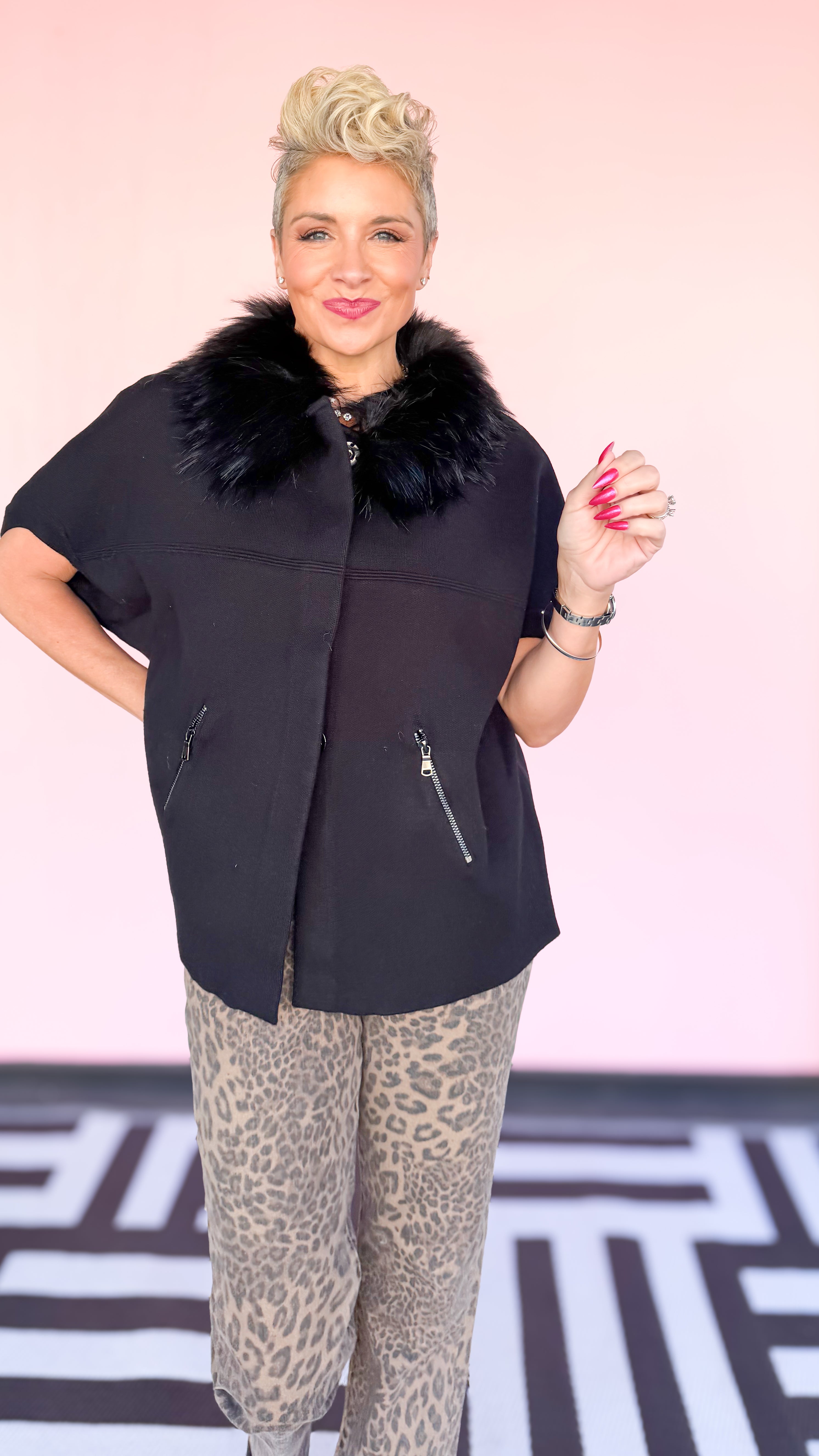 Faux Fur Trimmed Cardigan/Black