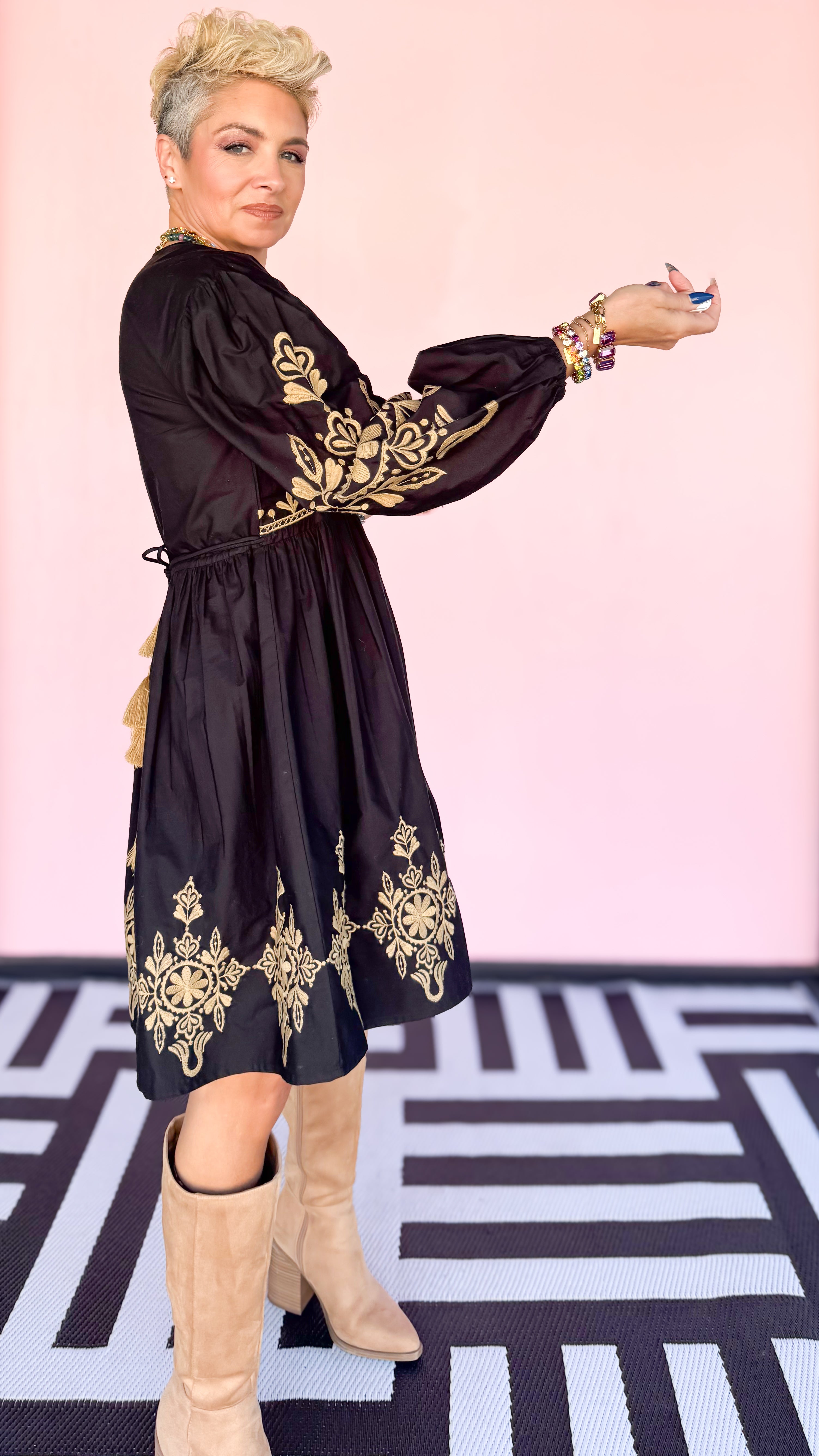 Vica Embroidered Mini Dress/Black - The BLVD