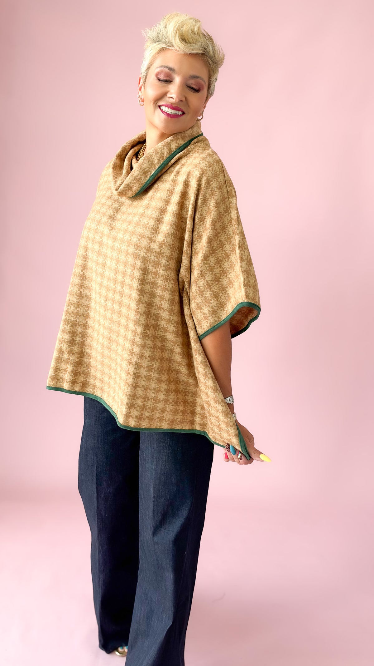Houndstooth Cowl Neck Poncho/Cream