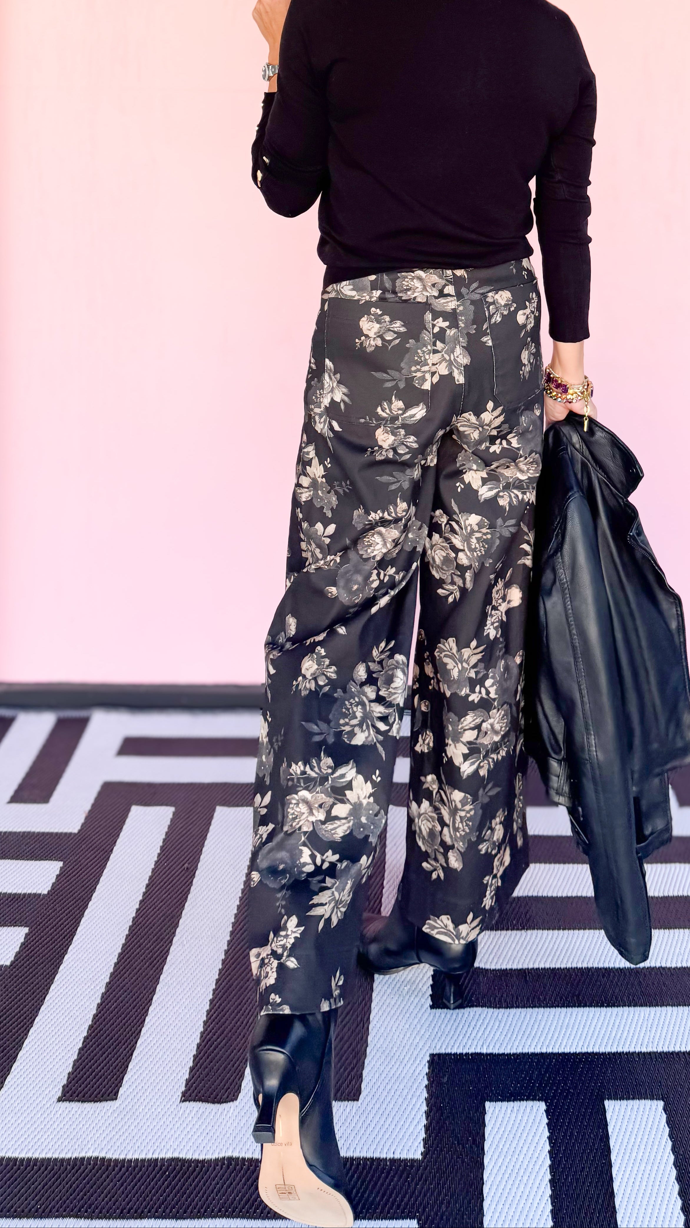 Janey Floral Jeans/Black - The BLVD