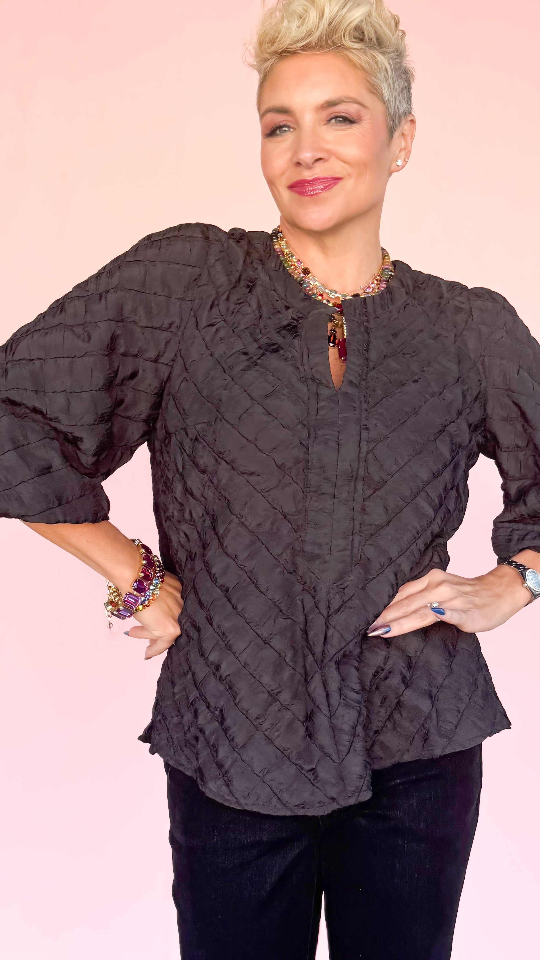 Puffy Chevron Top /Black - The BLVD