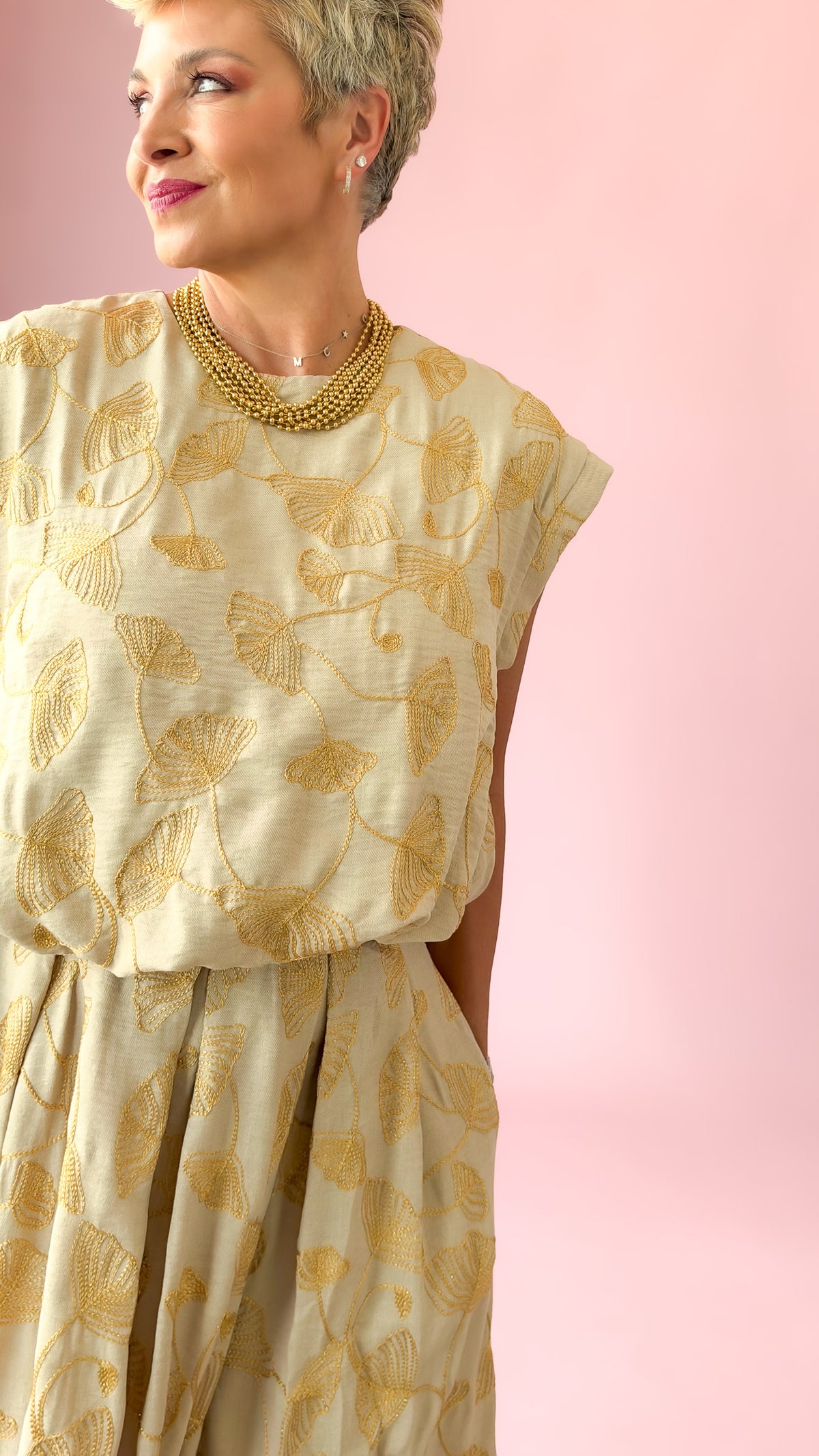 Embroidered Bubble Top/Beige