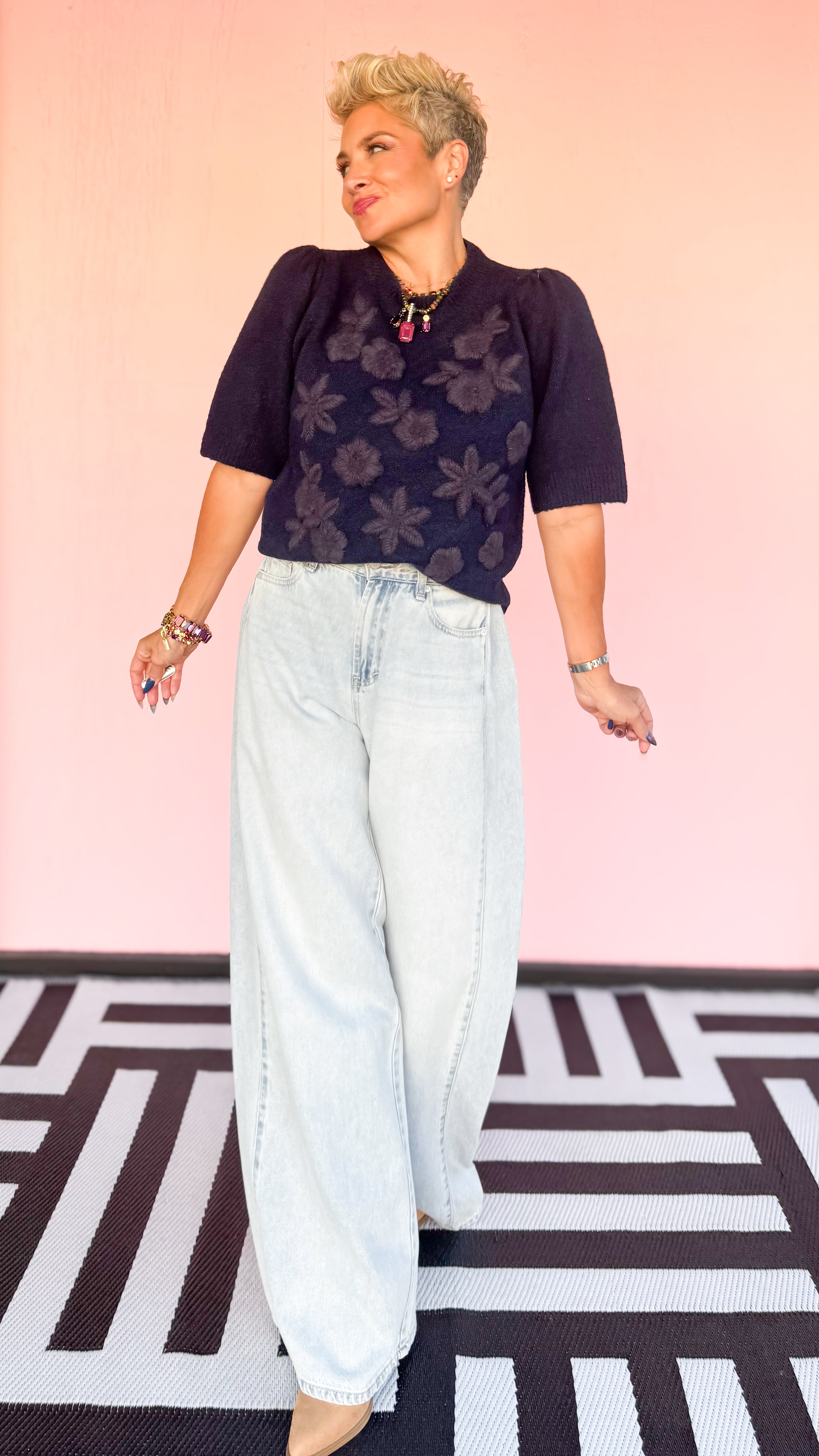 Lou Embroidered Short Sleeve Sweater/Navy