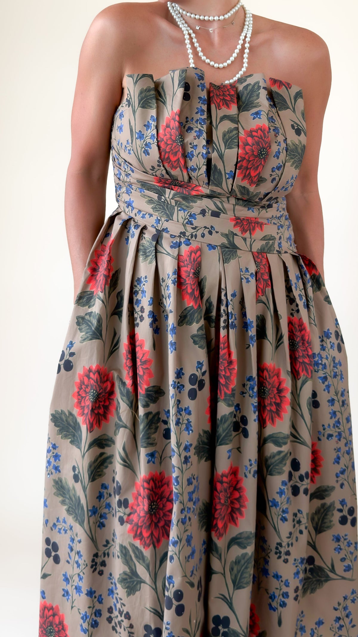 Belle Pleated Midi Dress/Mocha