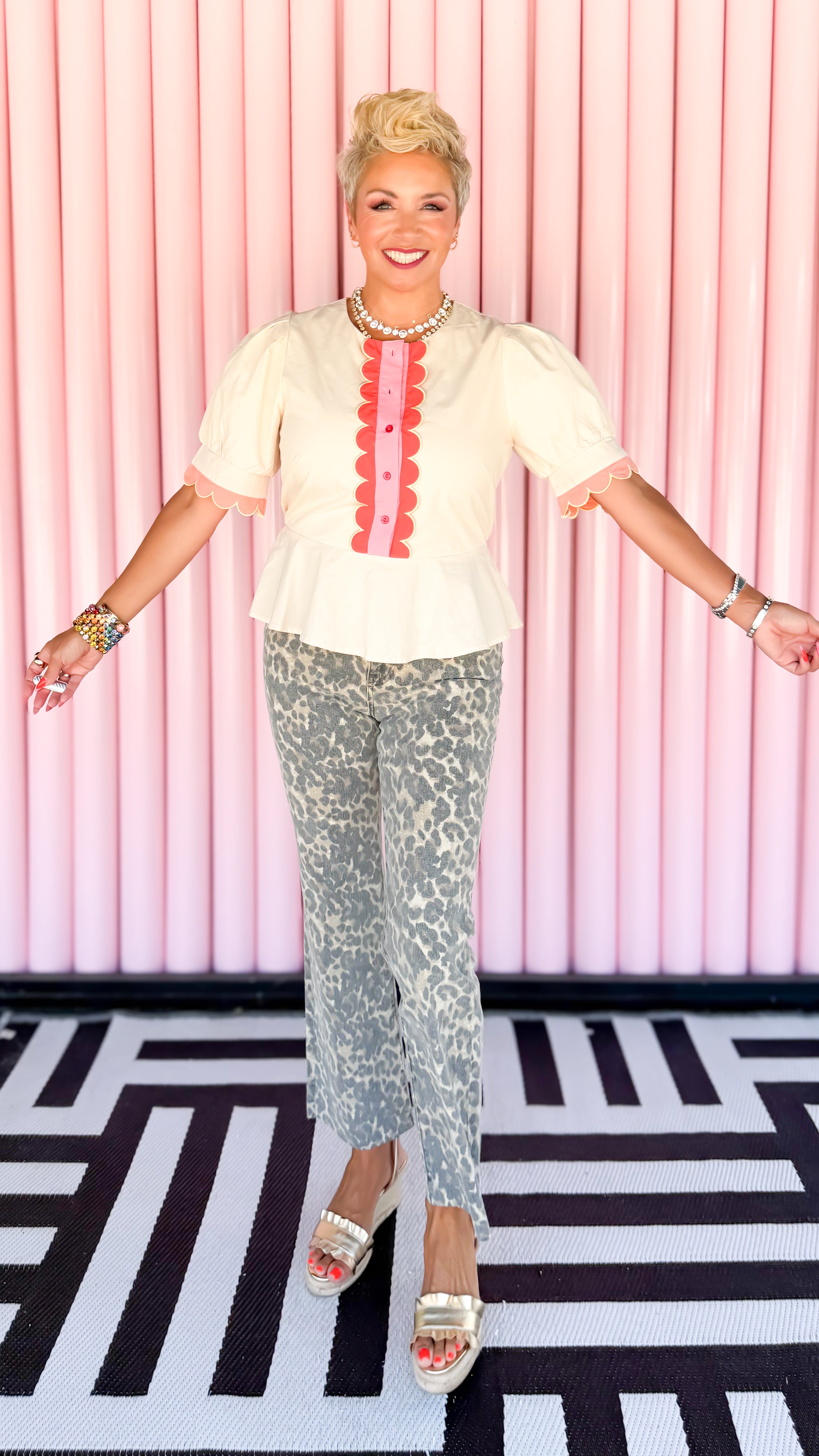 Scallop Puff Sleeve Top/Cream