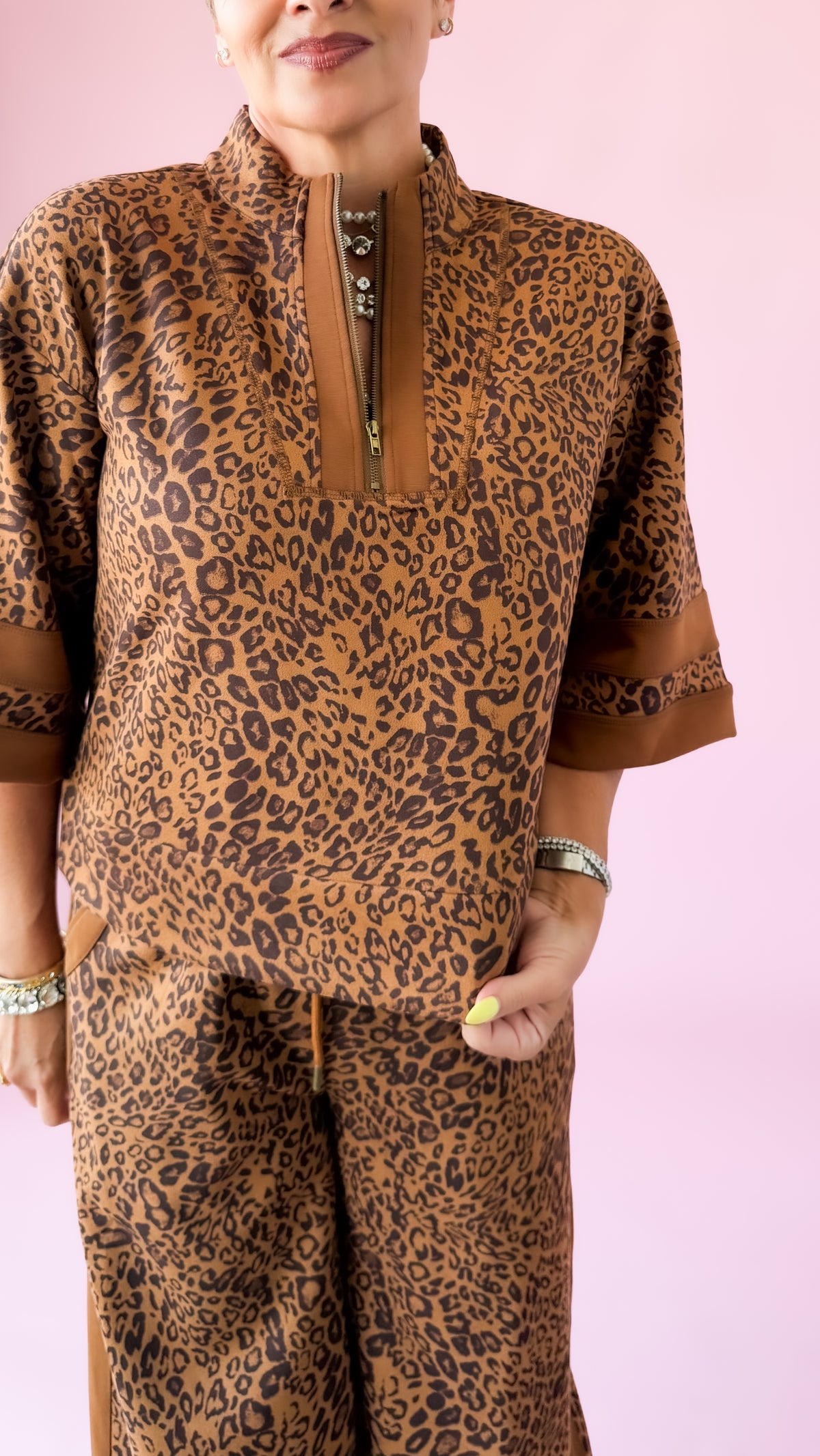 Elizabeth Leopard Zip Top/Toffee