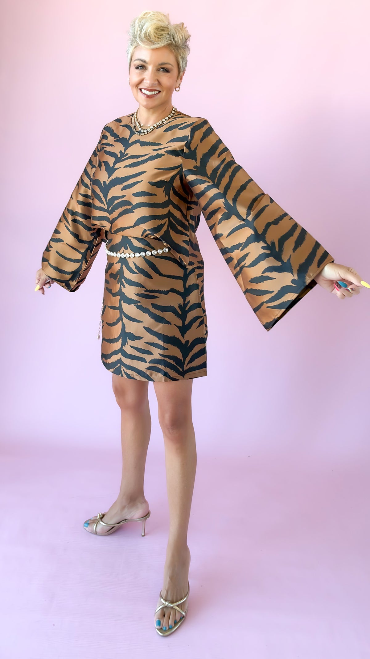 Tiger Flared Sleeve Crop Top/Brown/Black