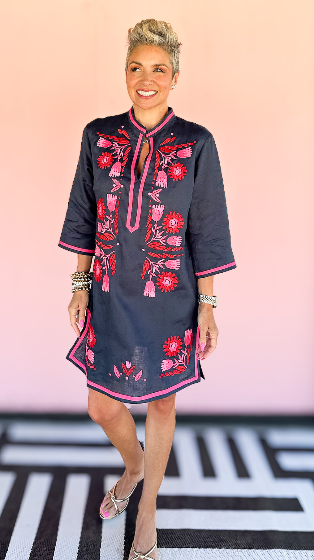 Lino Embroidered Dress/Navy