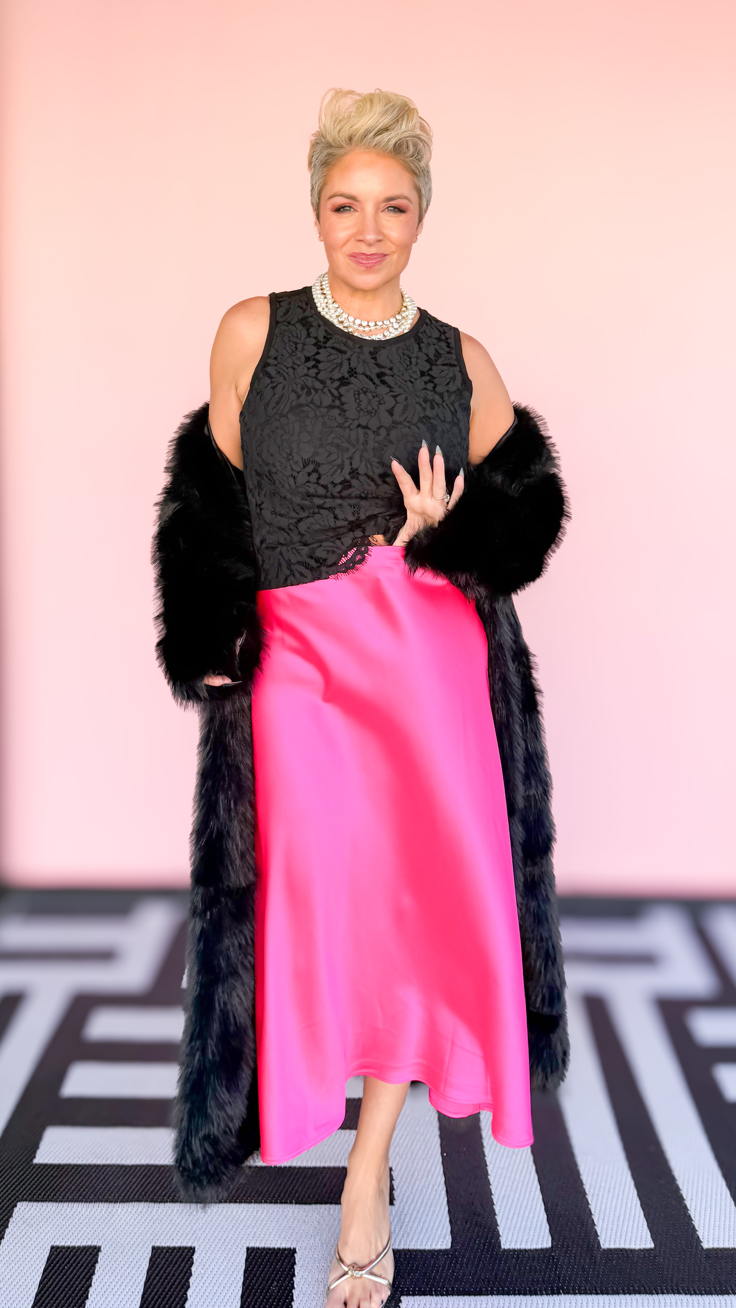 Jania Satin Midi Skirt/Hot Pink