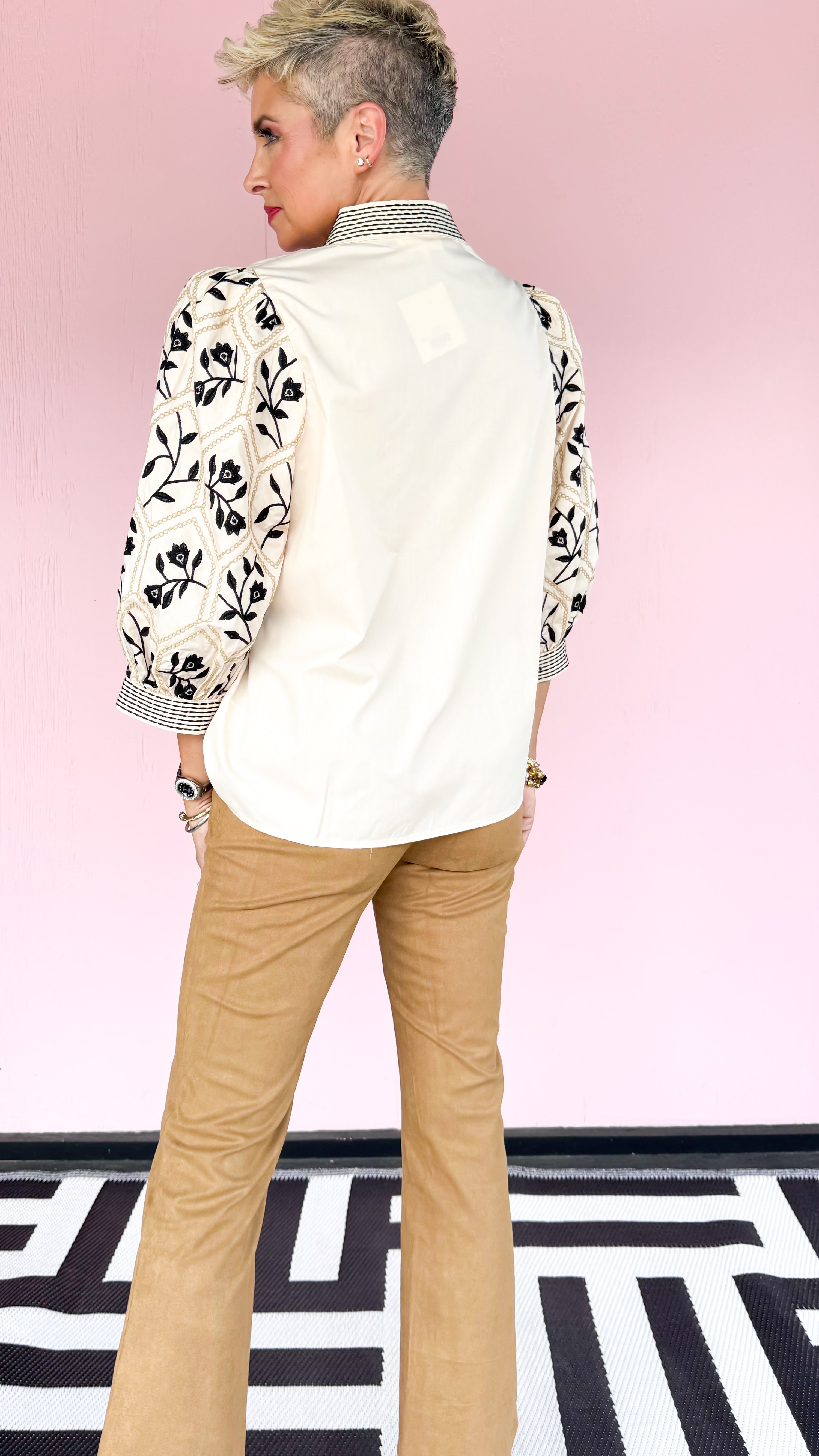 3/4 Embroidered Sleeve Top/Ecru - The BLVD