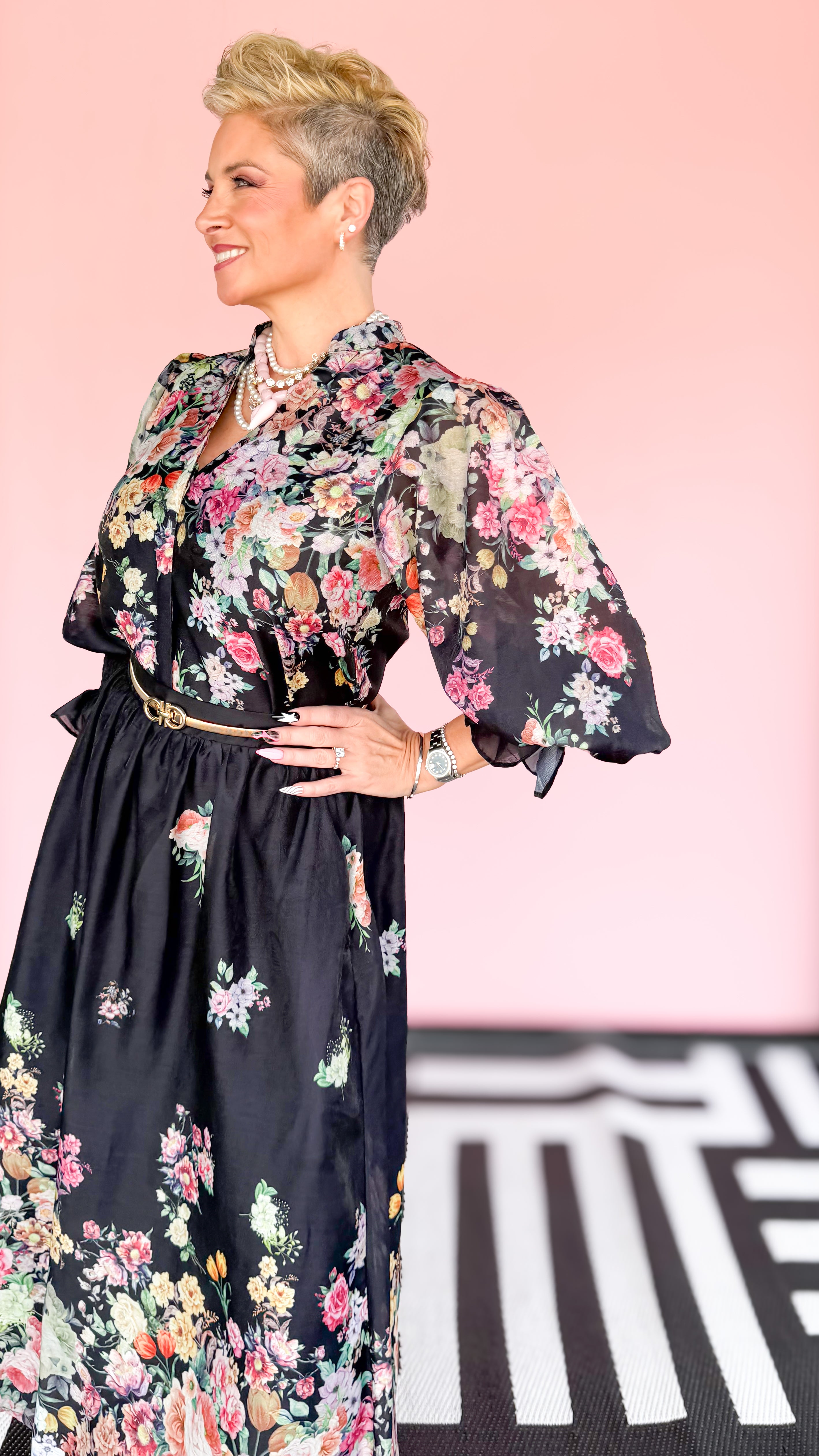 Floral Split V-Neck Blouse/Black