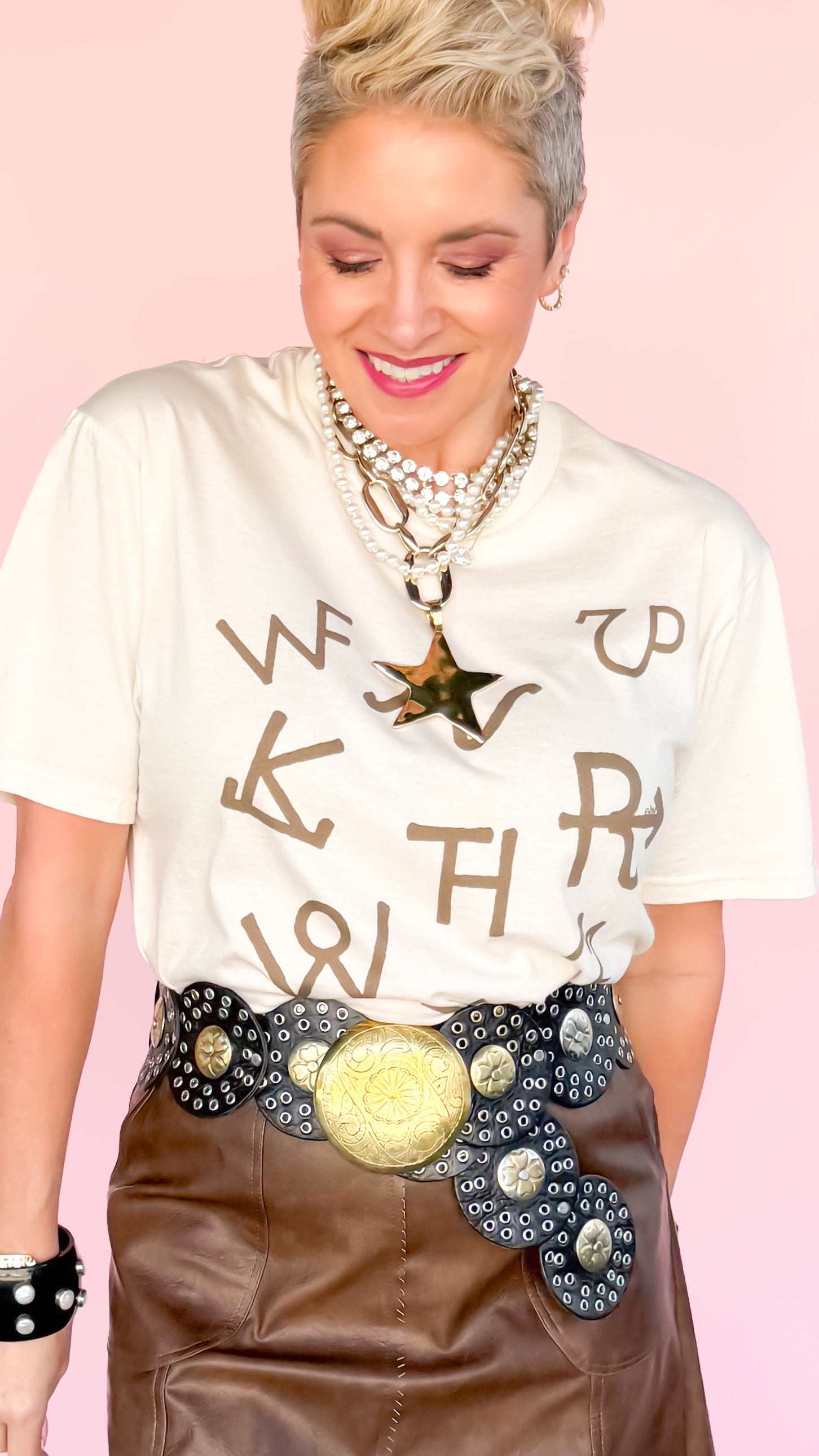 GINA BRAND TEE - The BLVD