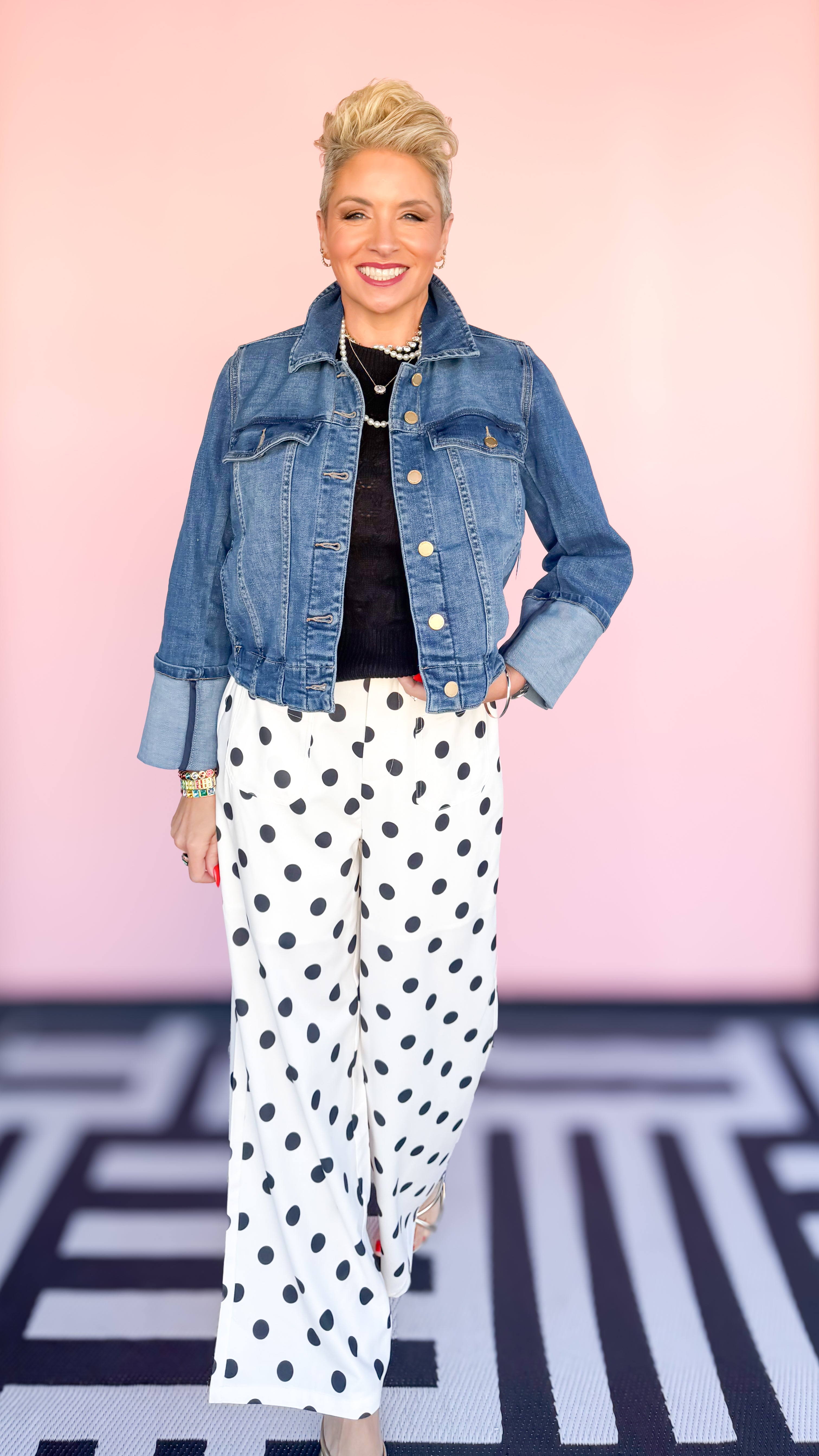 Round Neck Knit Sweater Vest/Black - The BLVD