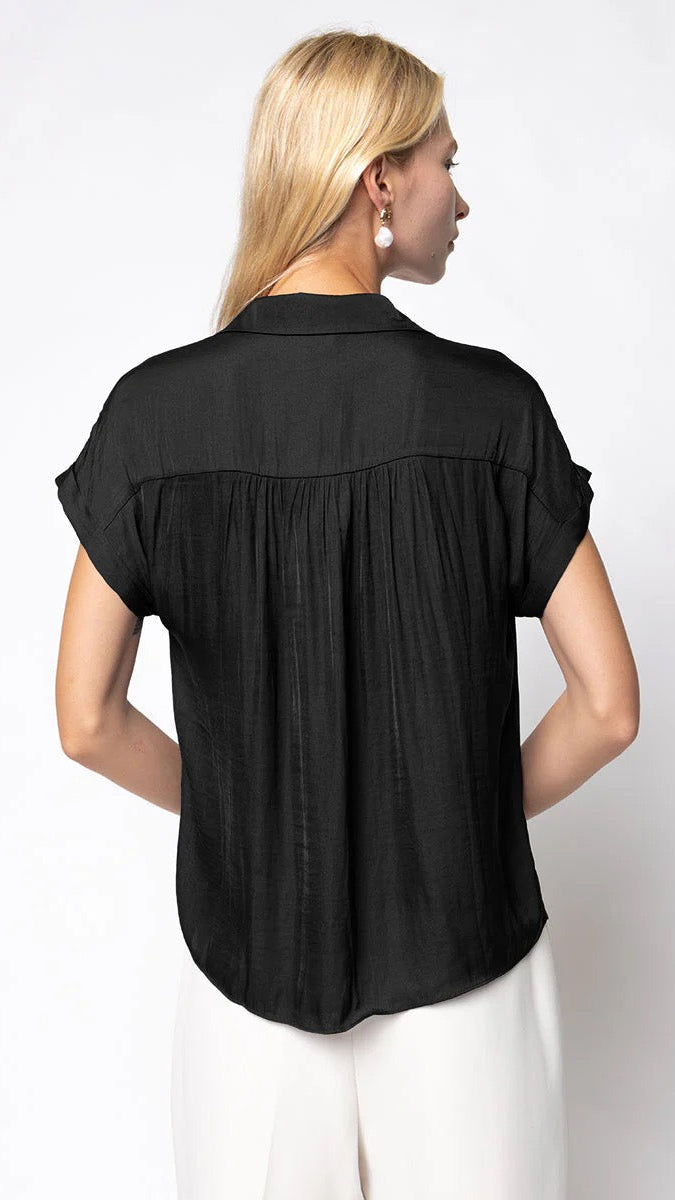 Kaitlyn Short Sleeve Blouse in Black - The BLVD