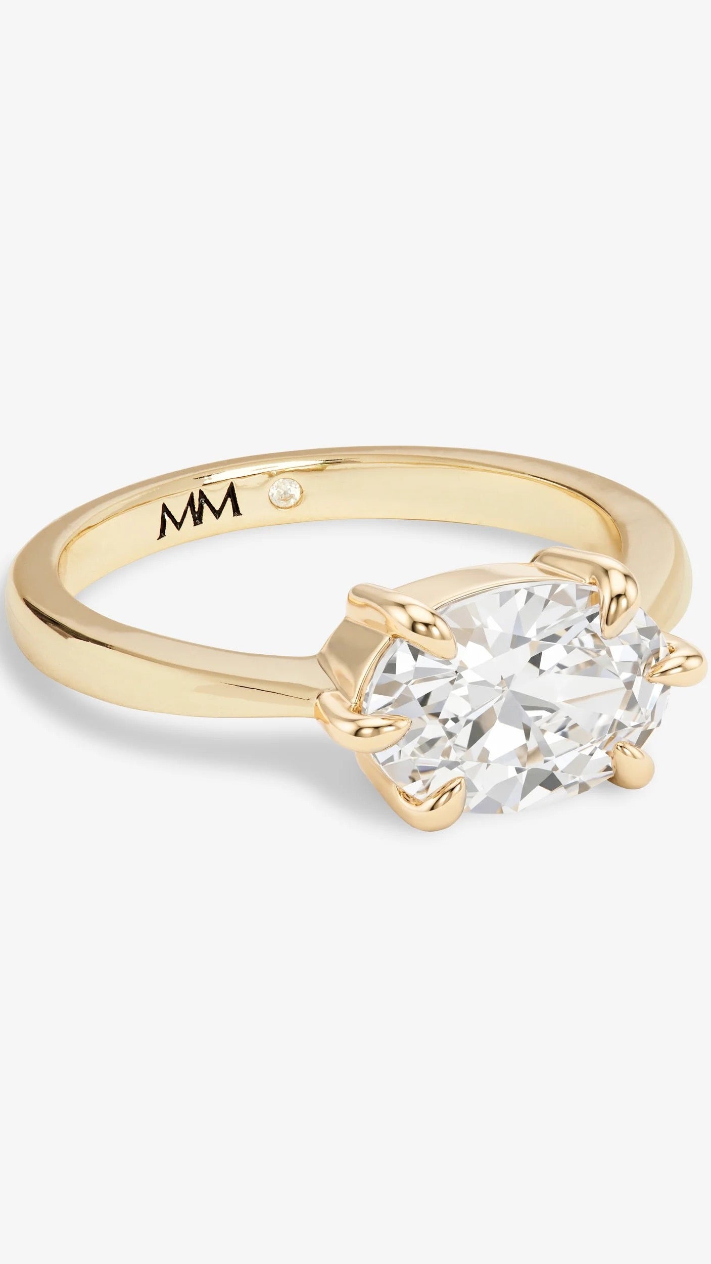 She's On Point Ring