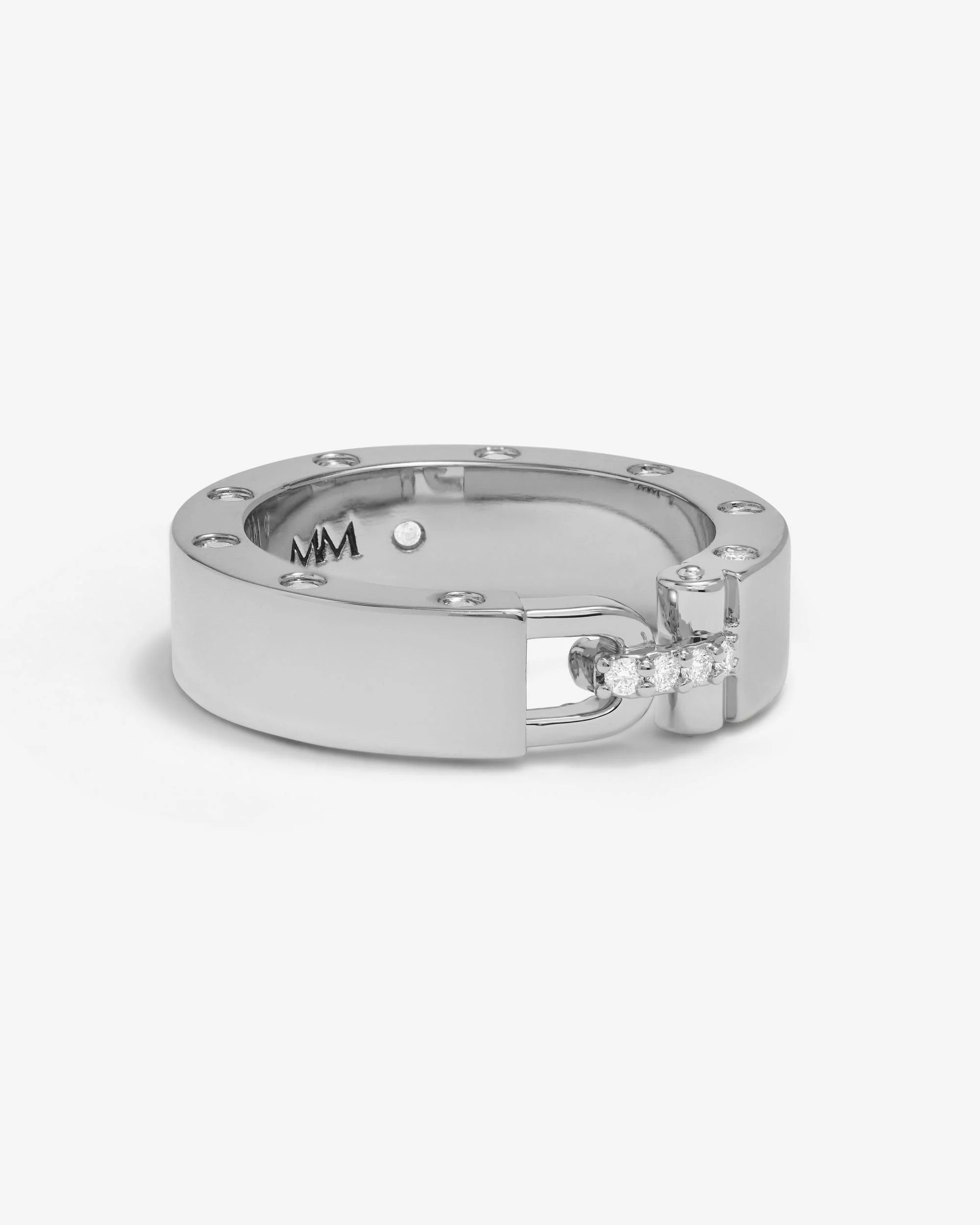 Ashley Smooth Lock ring jewelry detail - lifestyle view - BLVD Boutik