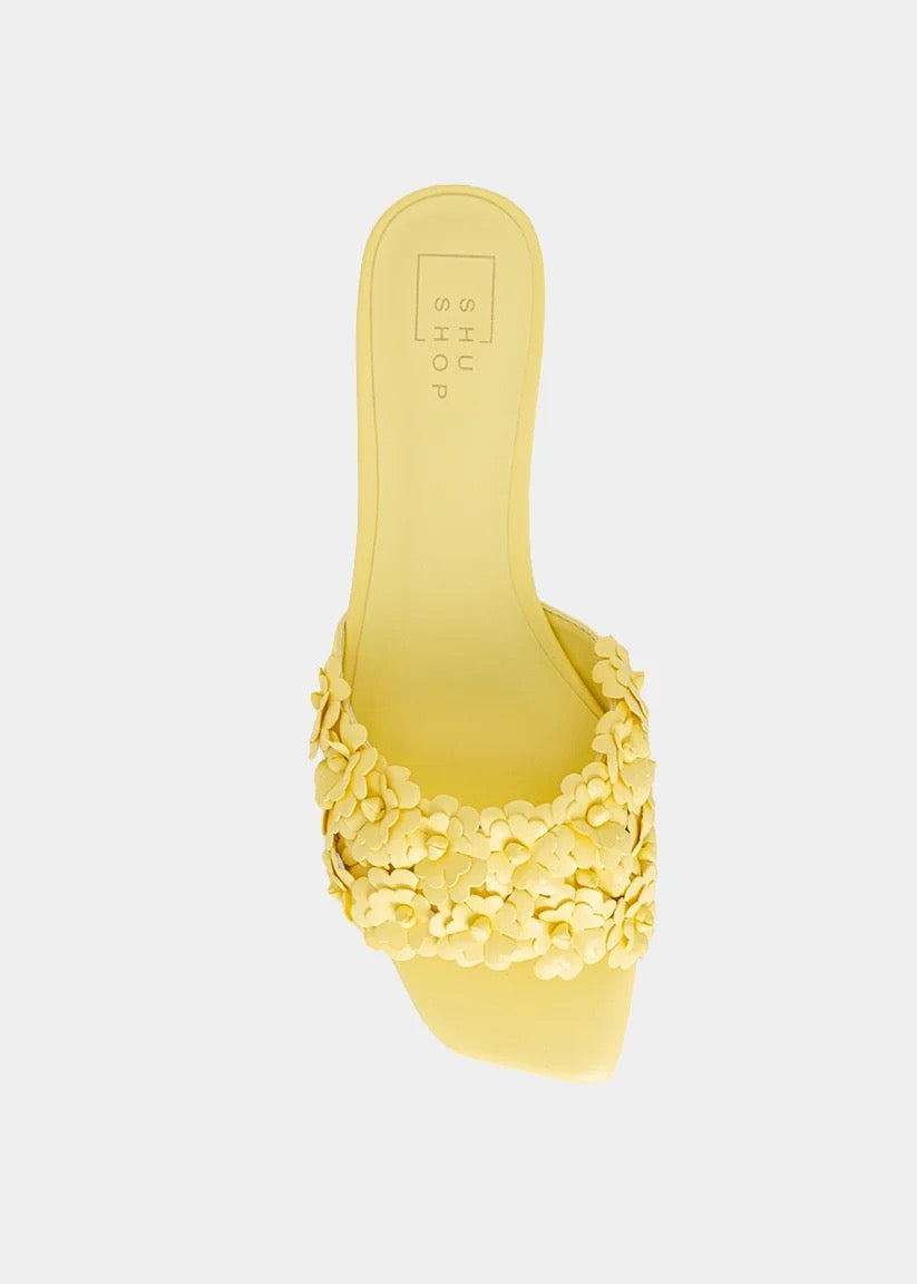 Camillia Flower Slide/Yellow - The BLVD