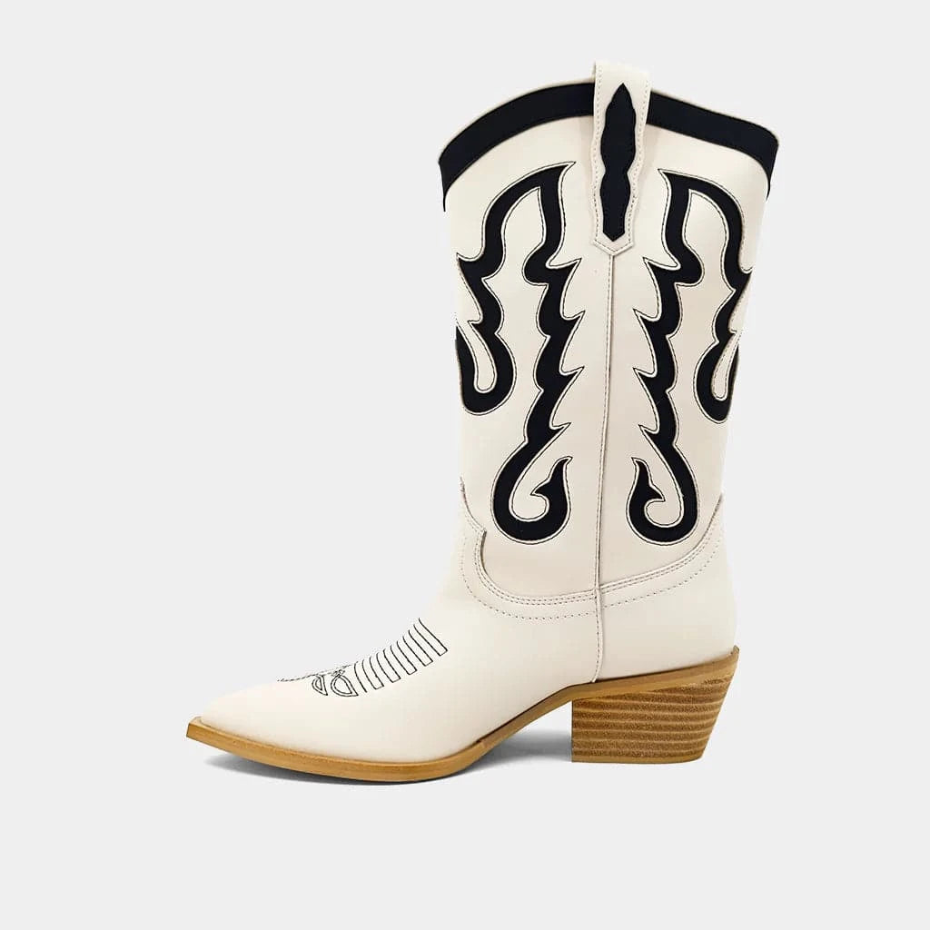 Yaya Boot/Bone - The BLVD