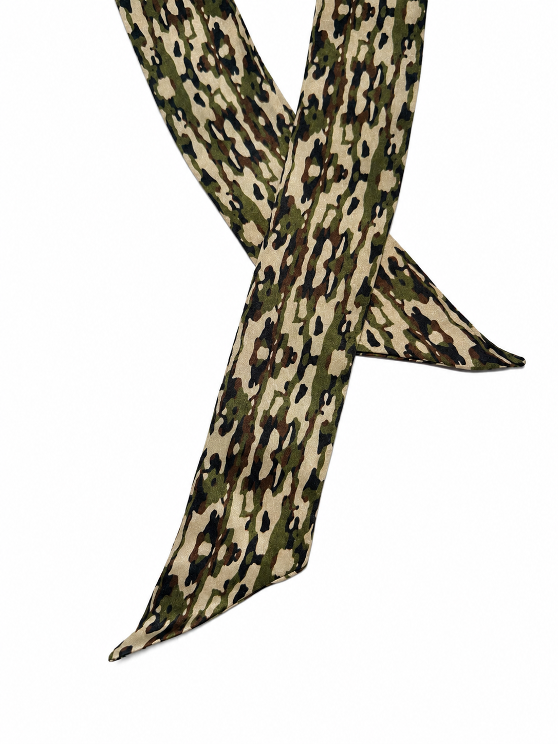 Close-up of the classic camo silk twilly scarf print