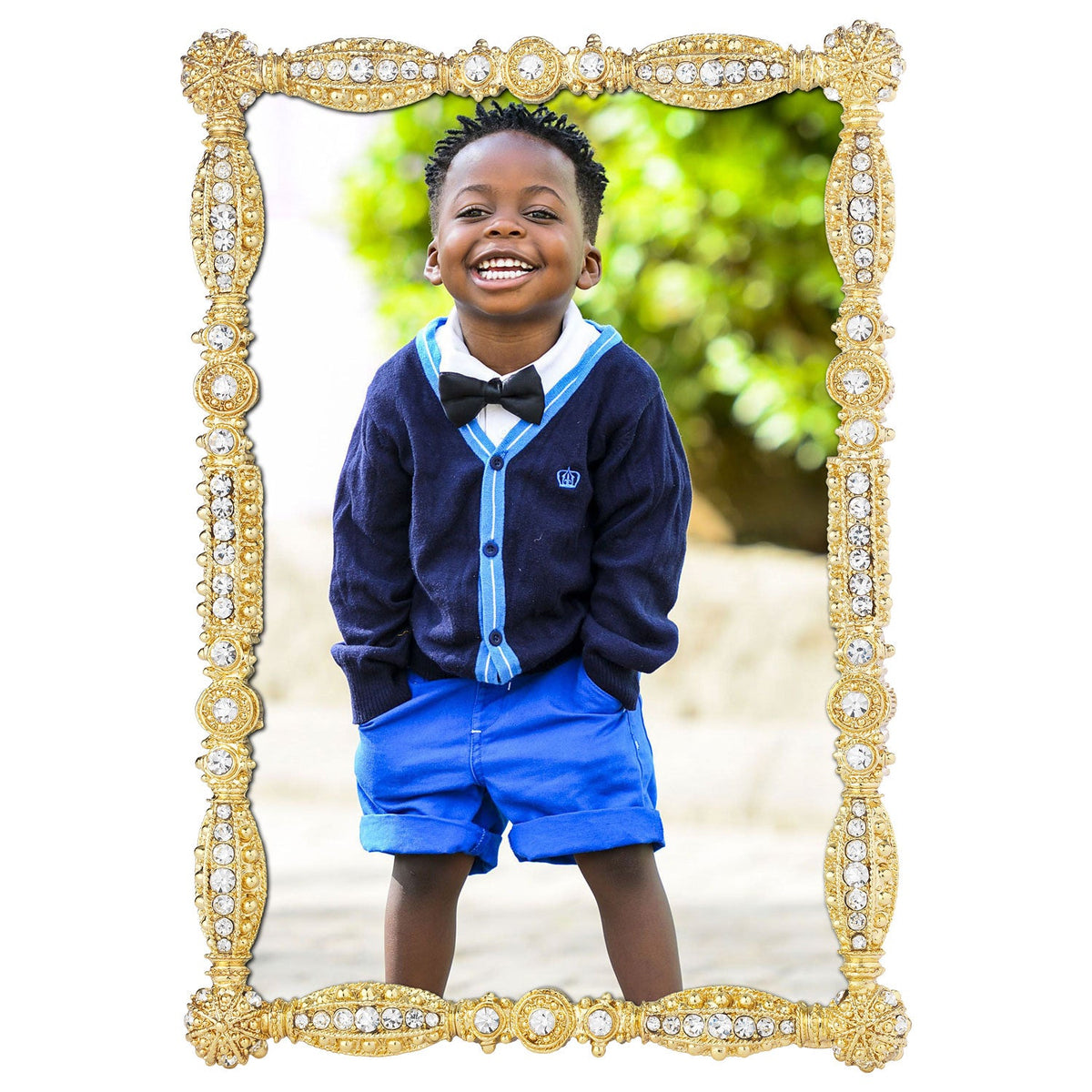 Olivia Riegel Asbury 4x6 Picture Frame in Gold crystal pewter, lifestyle view